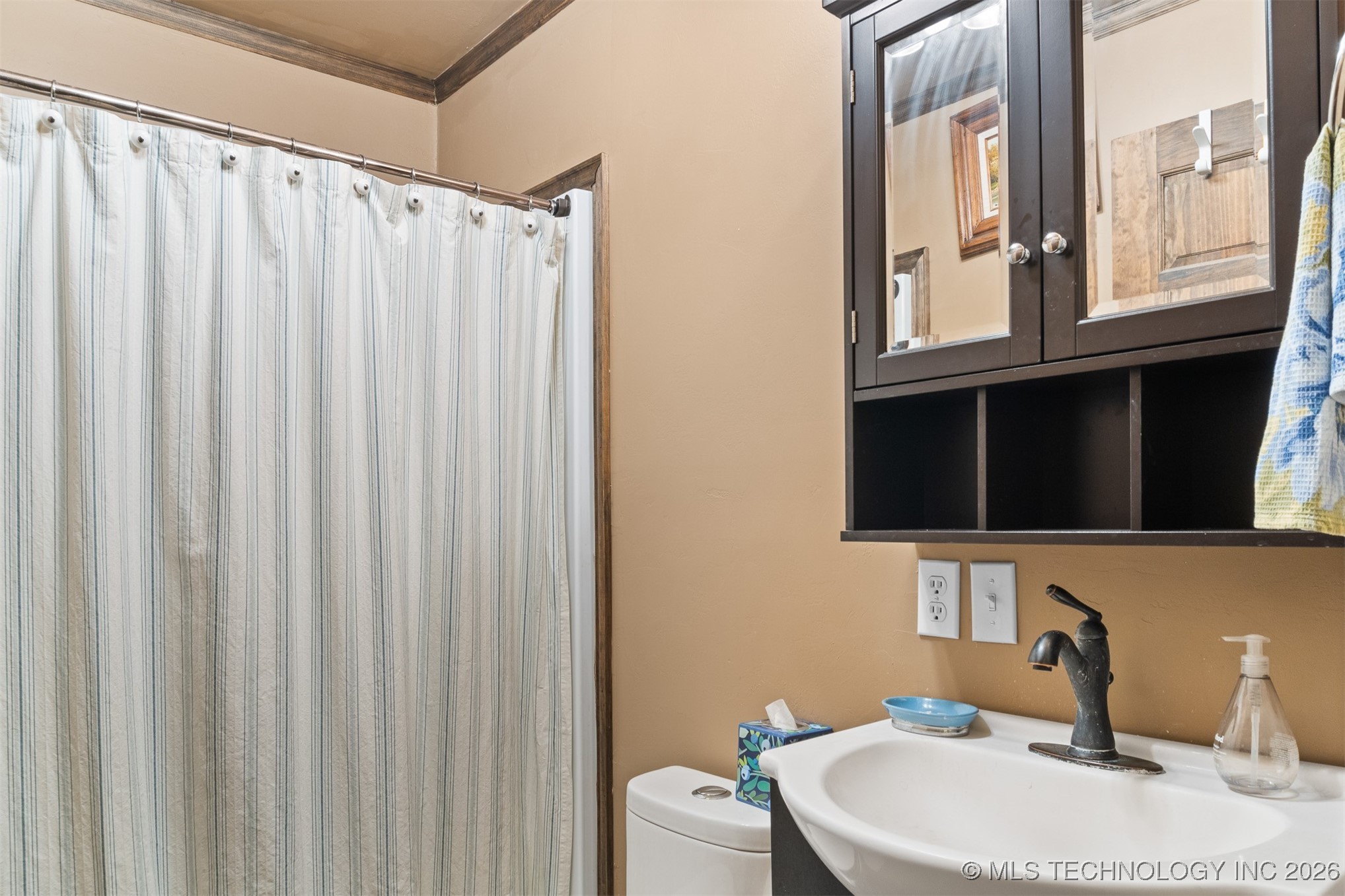 575 Majestic Hills Property Photo 75