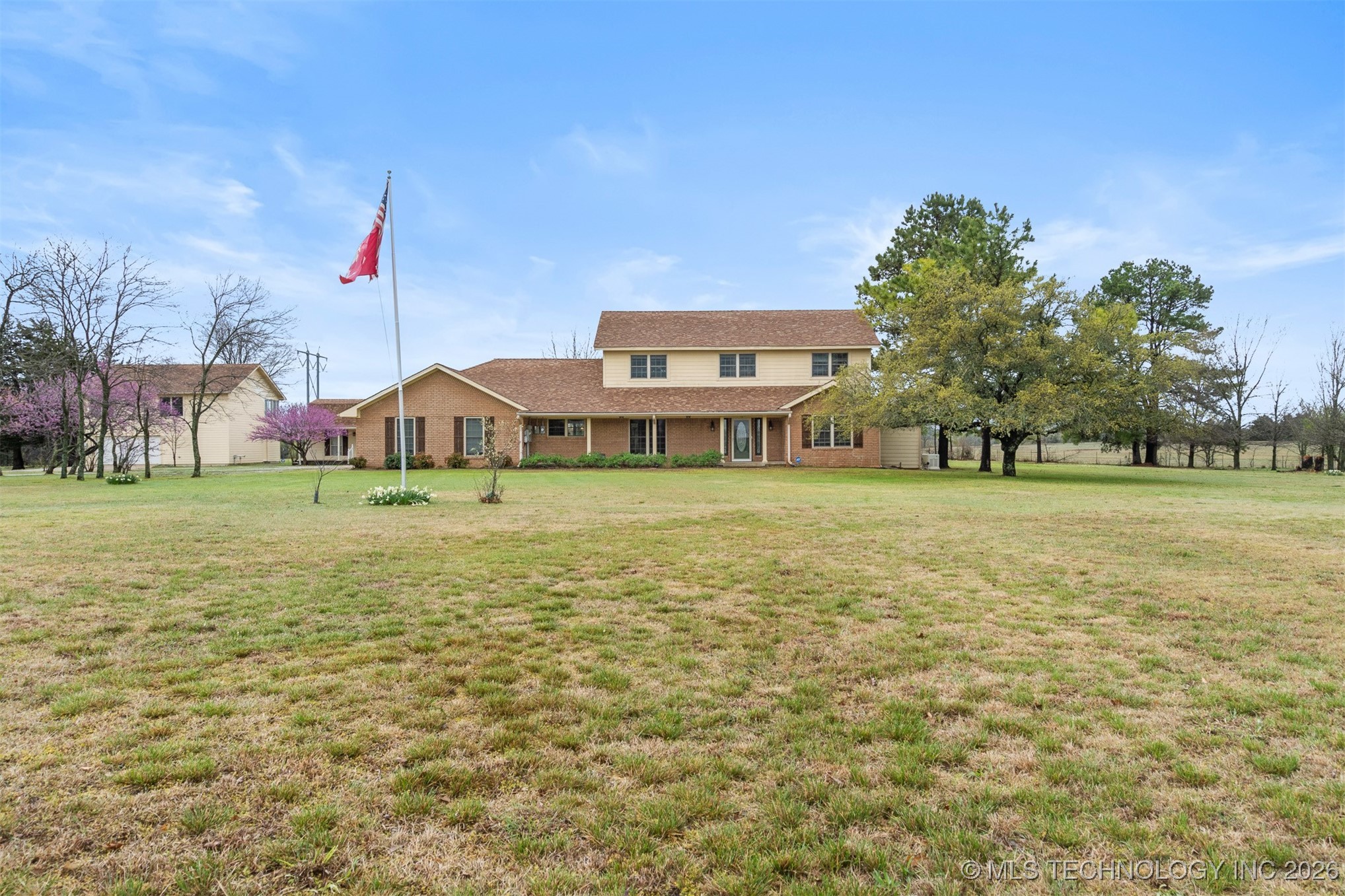 575 Majestic Hills Property Photo 80