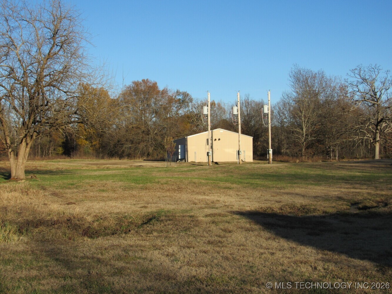 436497 E 1660 Property Photo 11