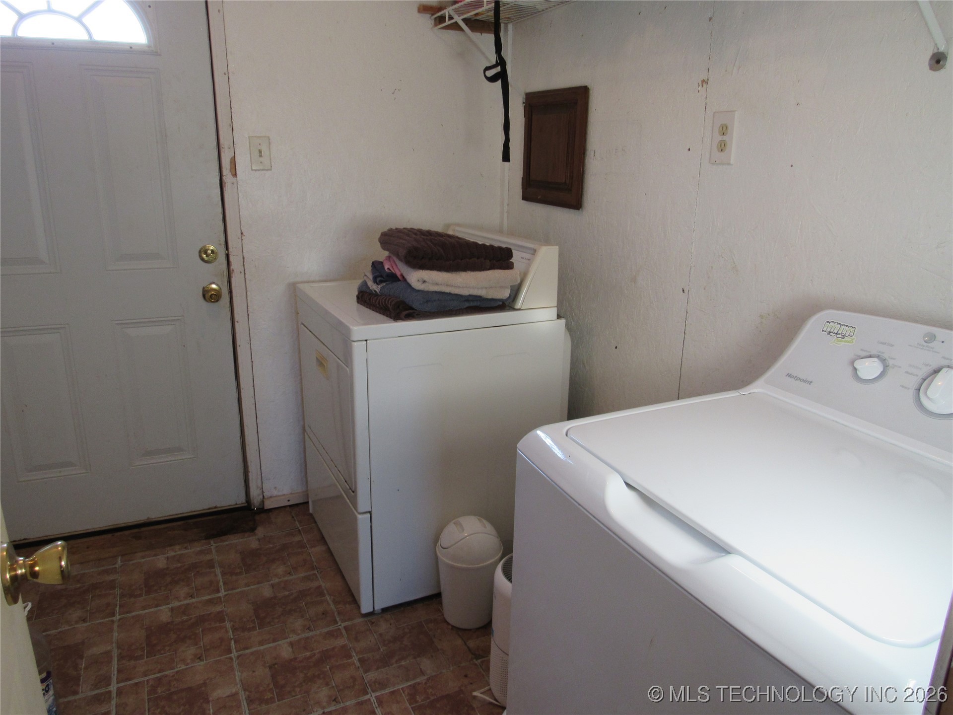 436497 E 1660 Property Photo 31