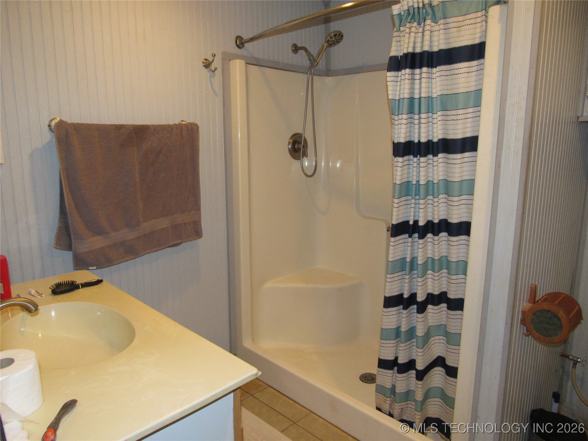 436497 E 1660 Property Photo 34