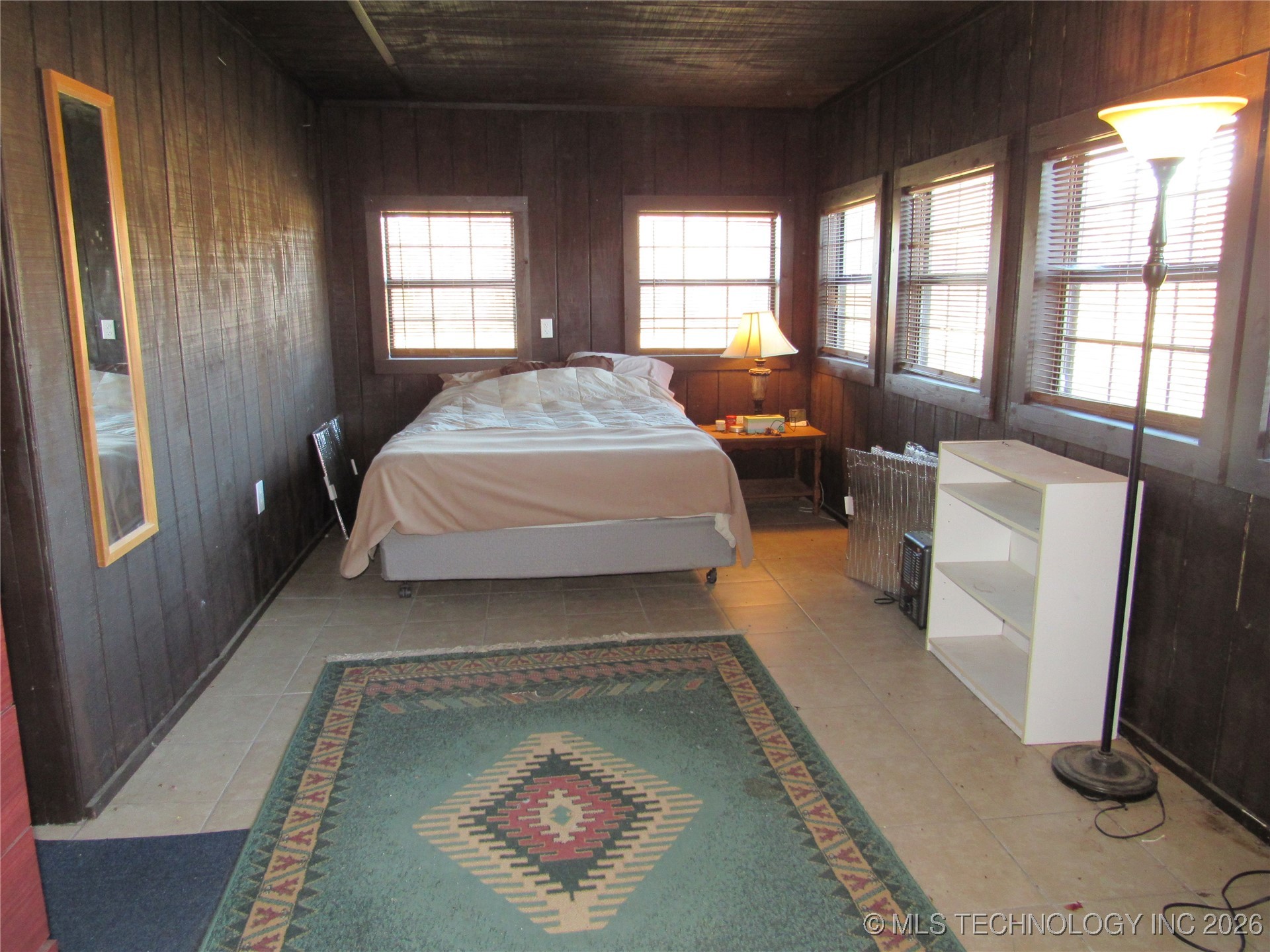 436497 E 1660 Property Photo 38