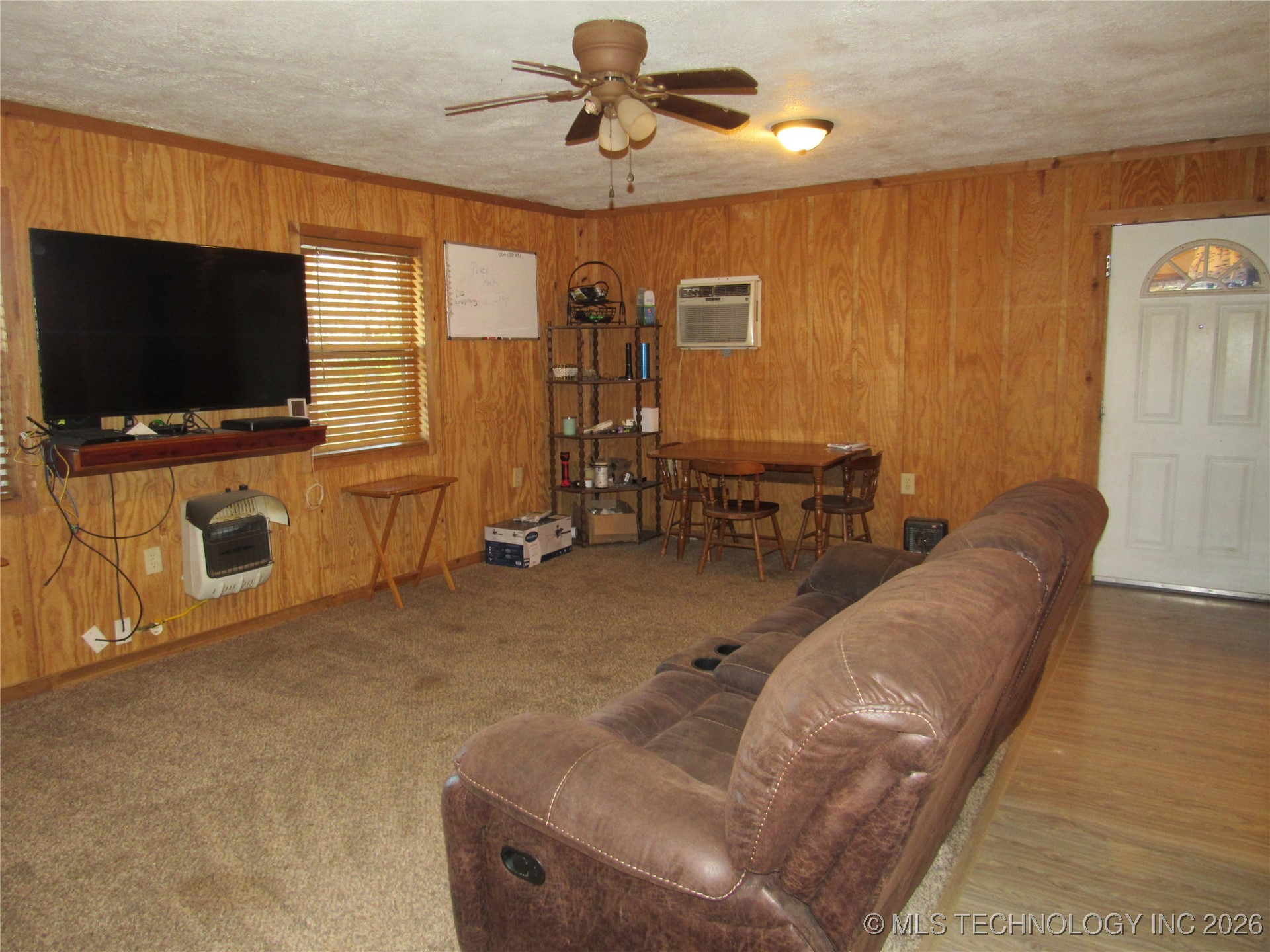 436497 E 1660 Property Photo 40