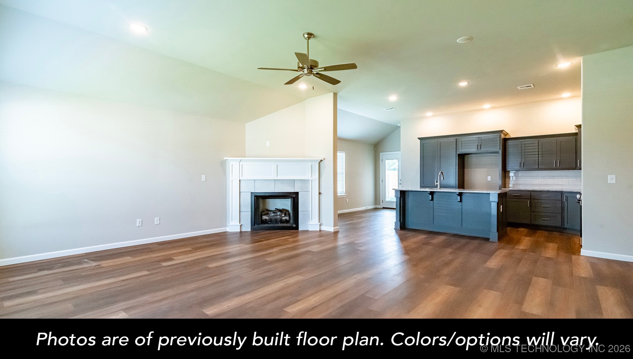 2524 W Main Street Property Photo 6