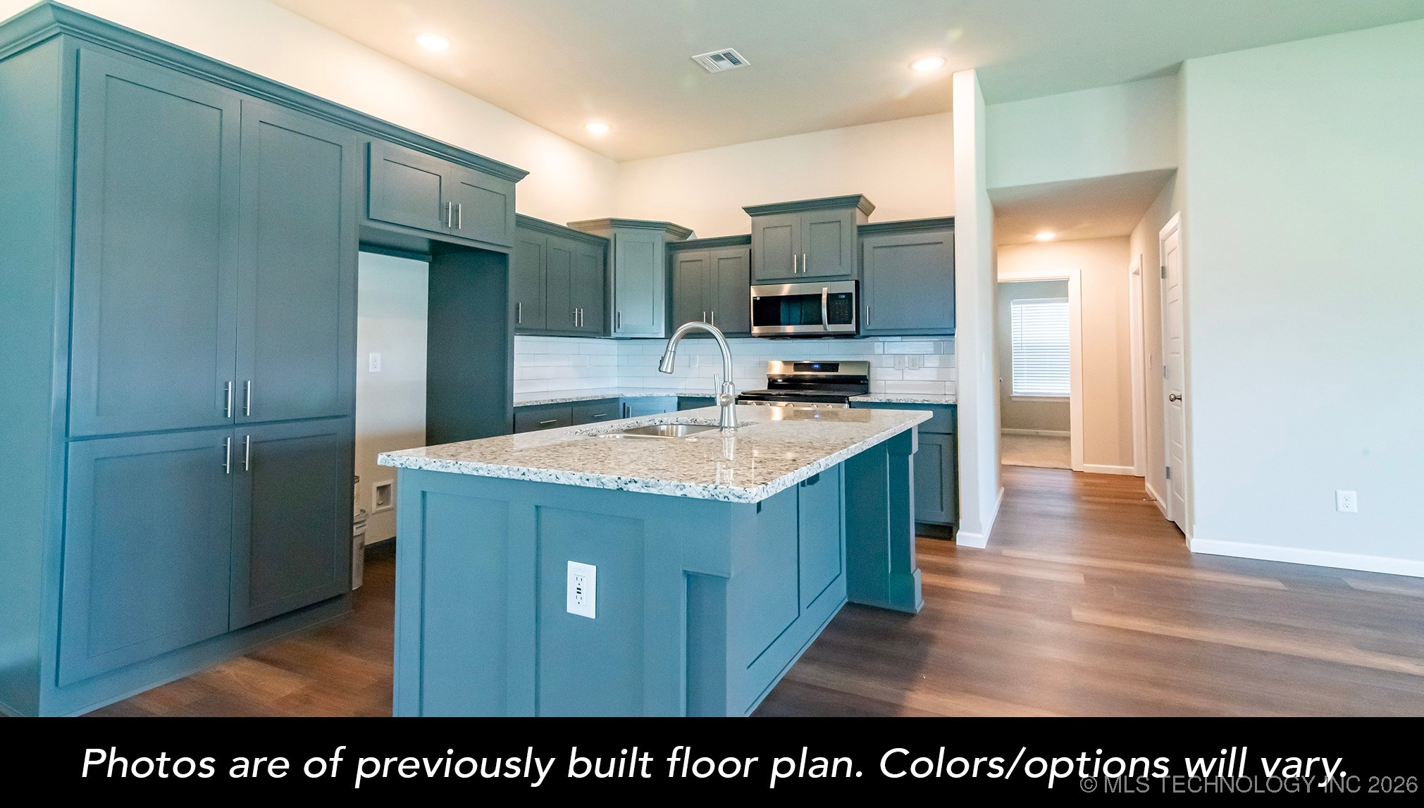 2524 W Main Street Property Photo 10