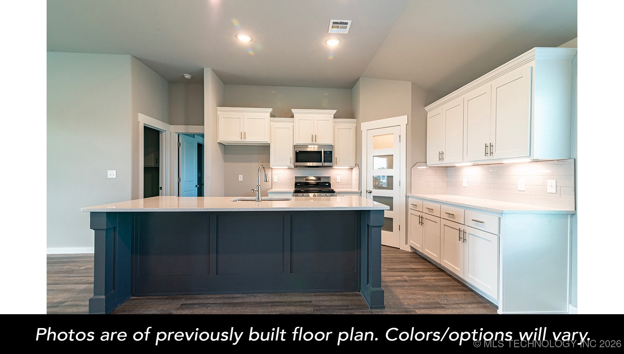 2601 W Main Street Property Photo 8