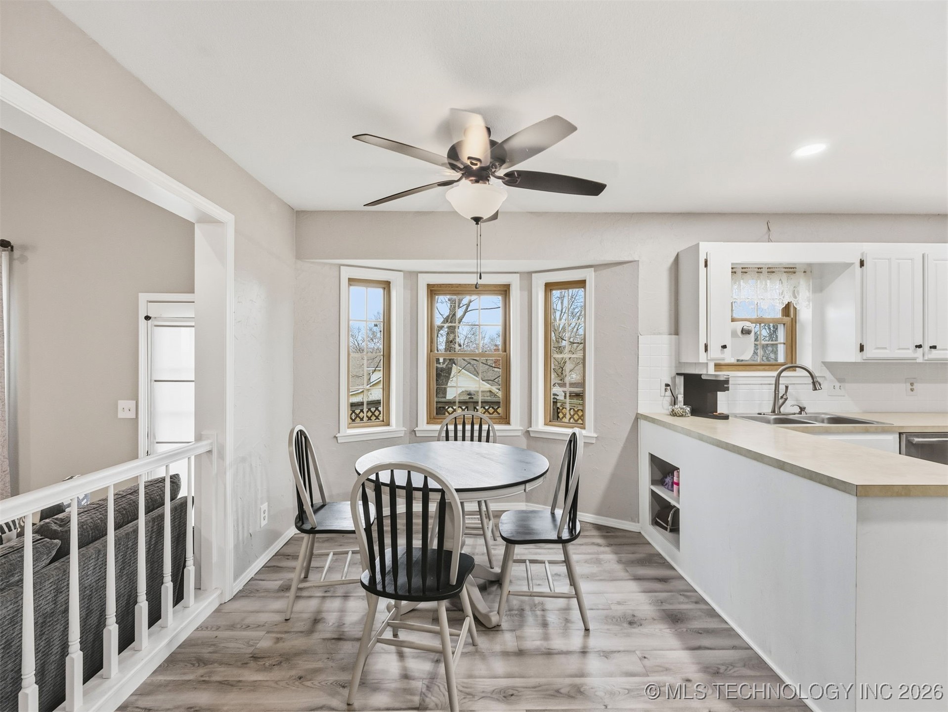 3112 W Berwick Street Property Photo 8