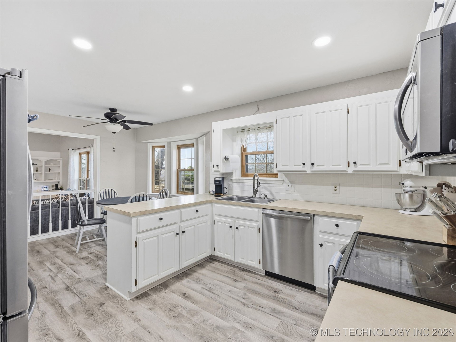 3112 W Berwick Street Property Photo 10