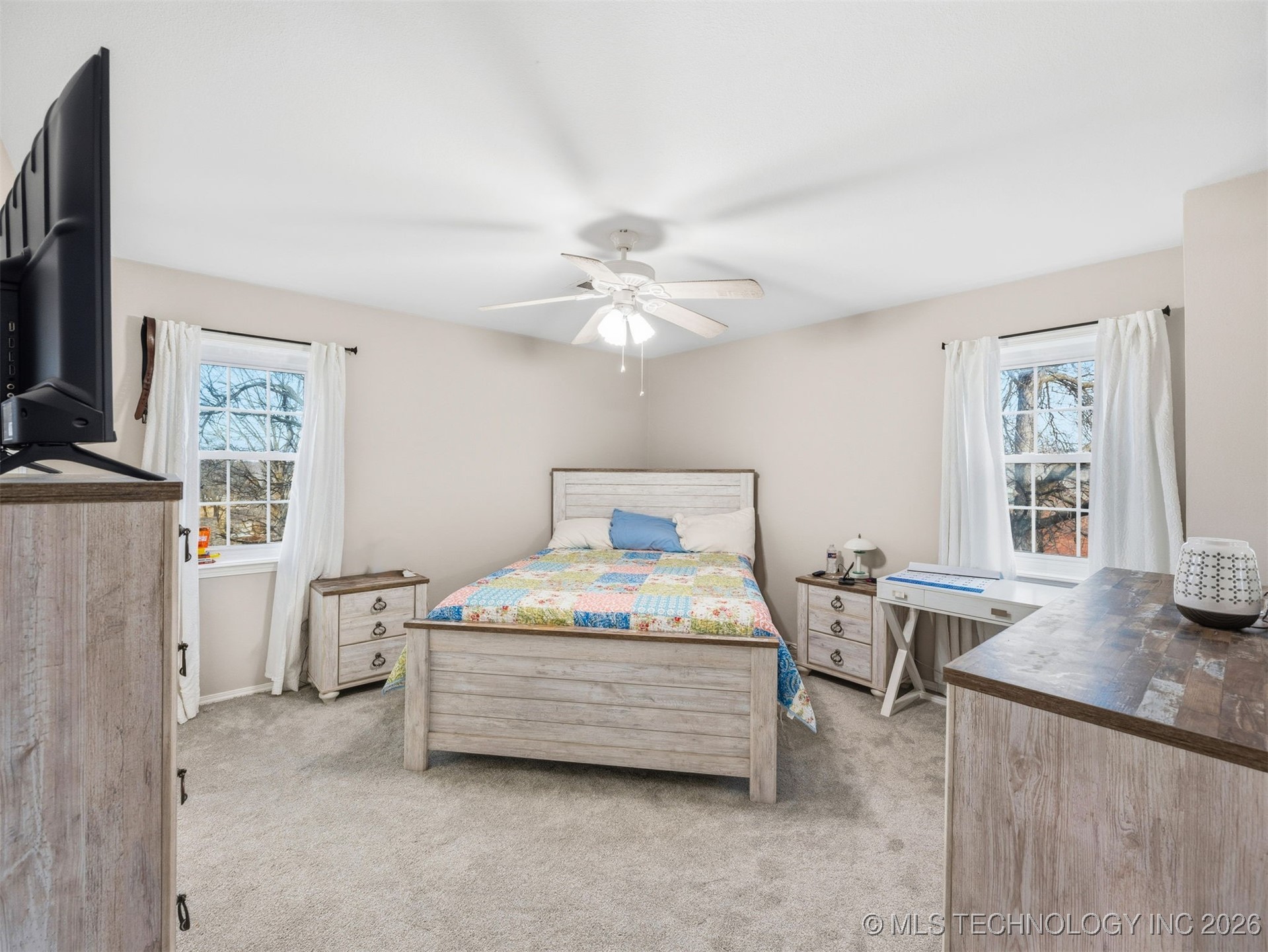 3112 W Berwick Street Property Photo 15