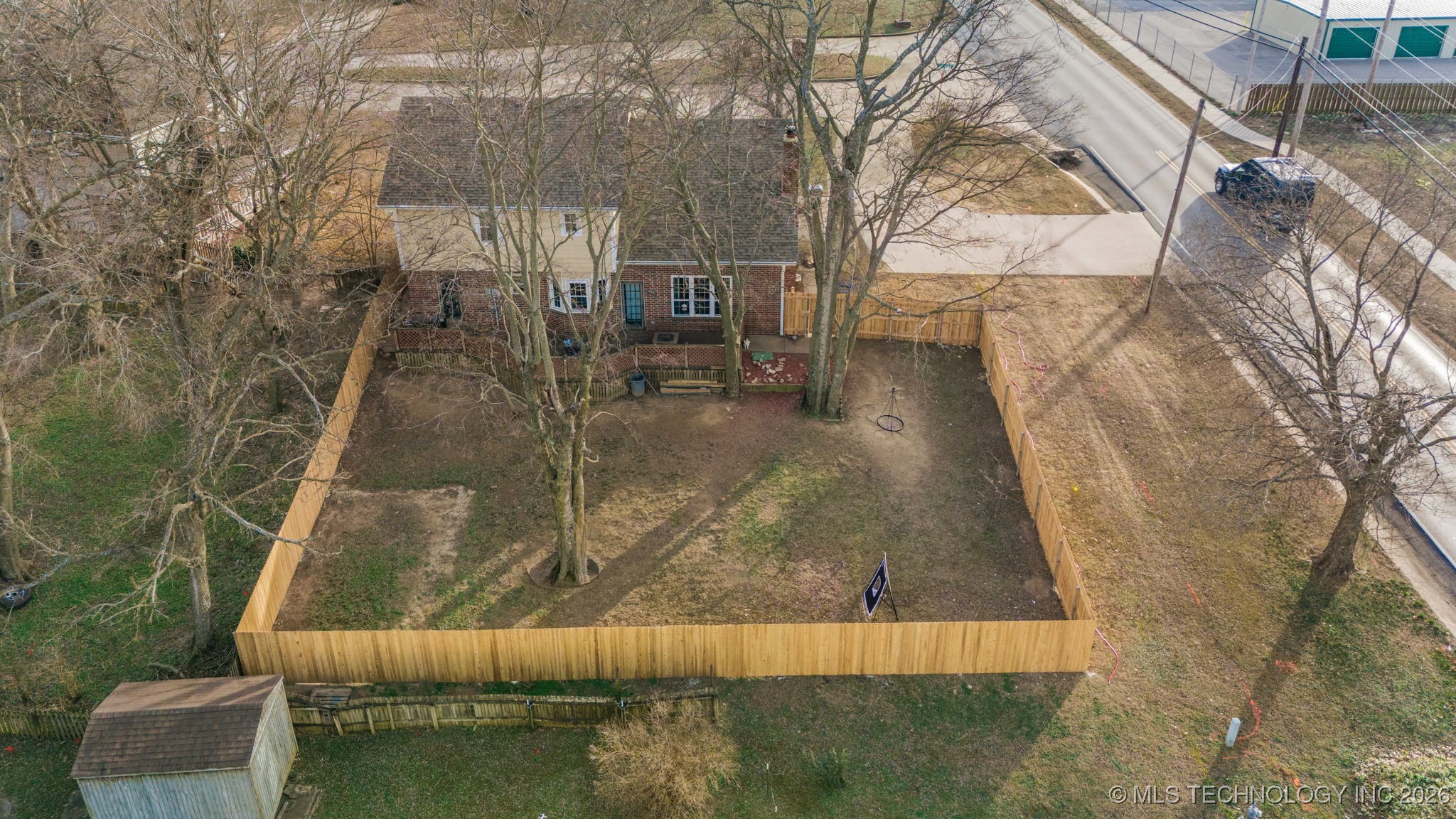 3112 W Berwick Street Property Photo 31