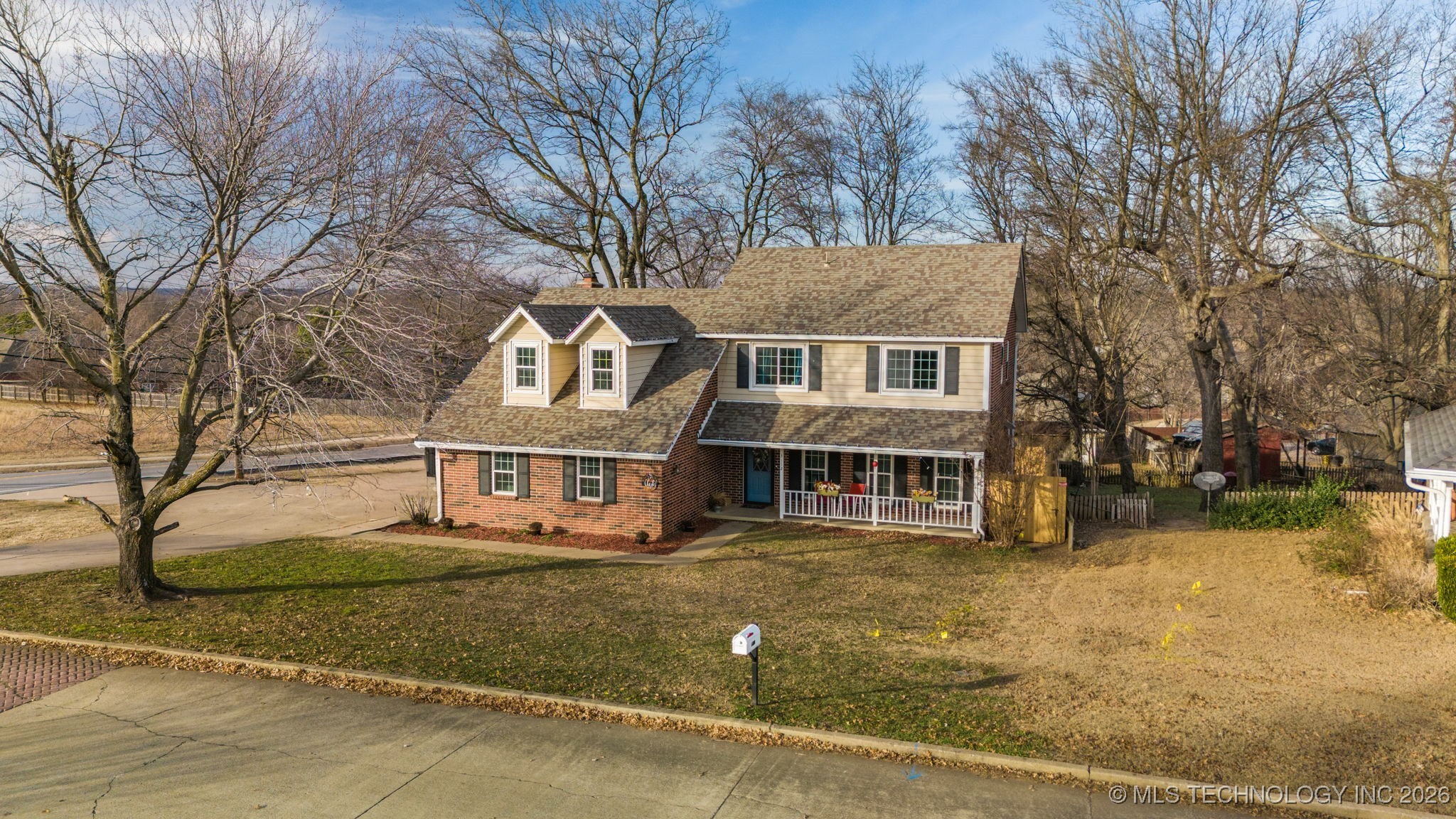 3112 W Berwick Street Property Photo 39