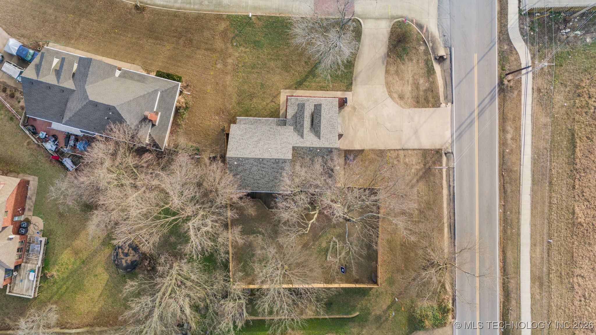 3112 W Berwick Street Property Photo 42