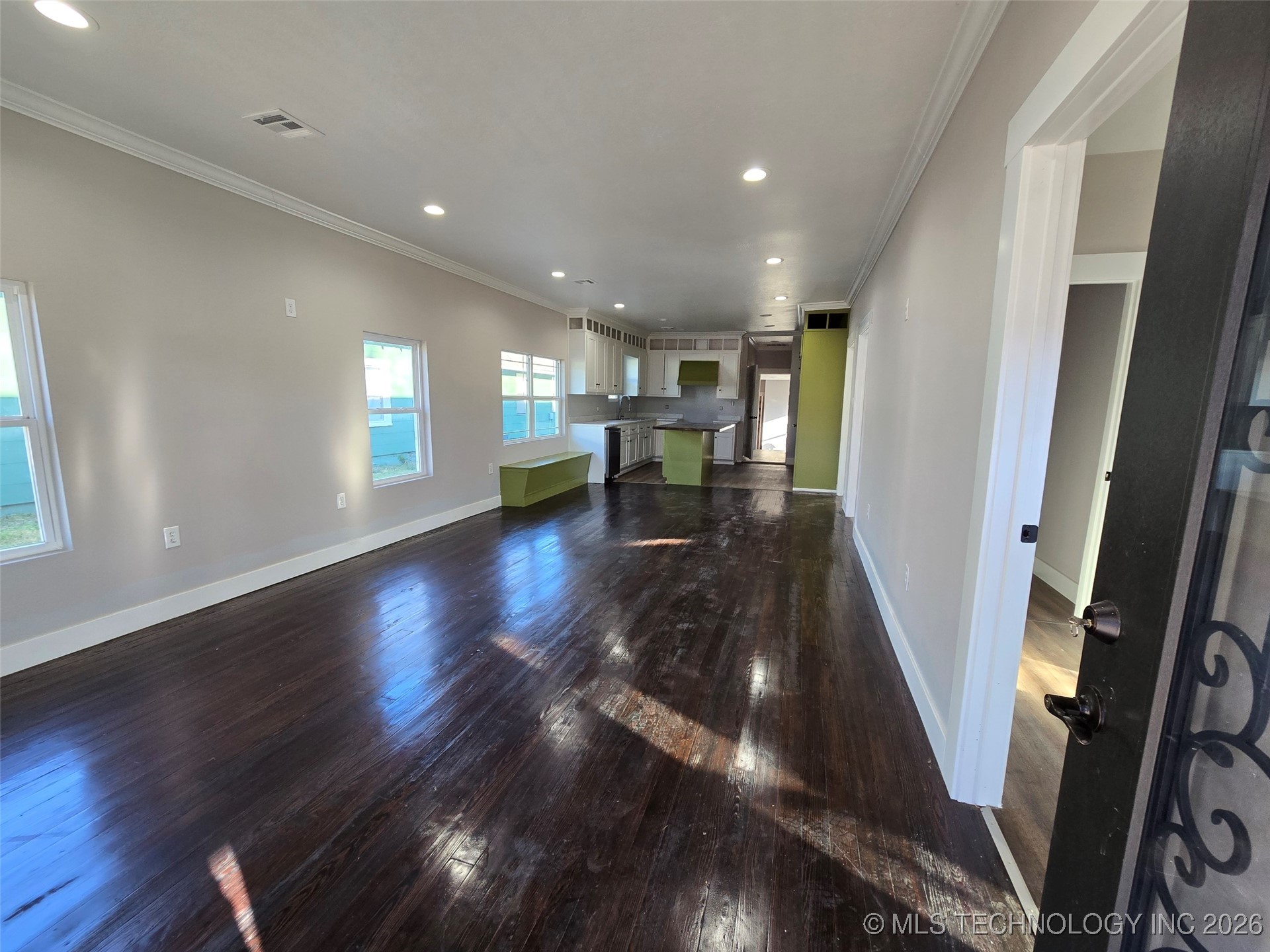 416 S 6th Property Photo 4