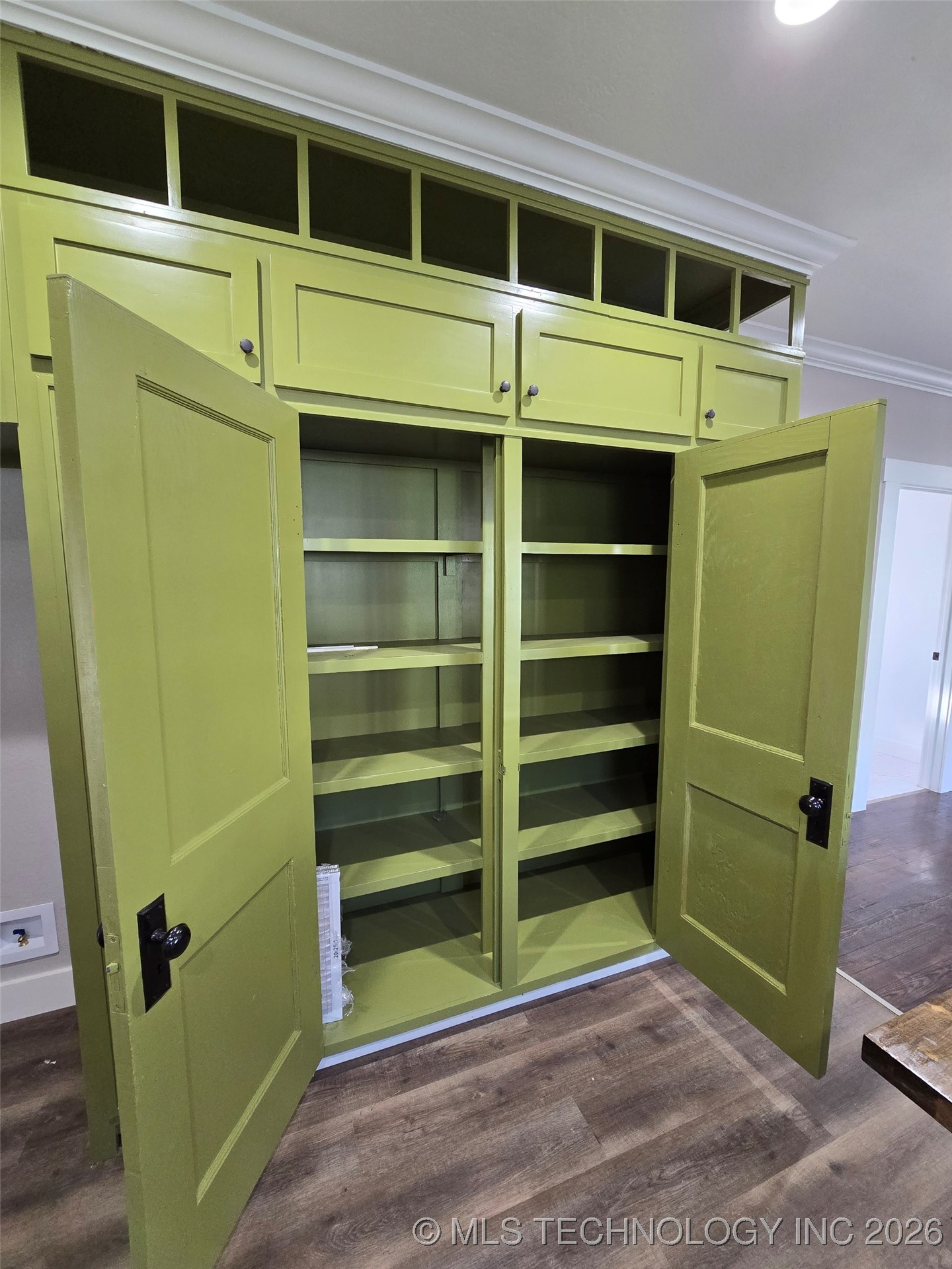 416 S 6th Property Photo 17