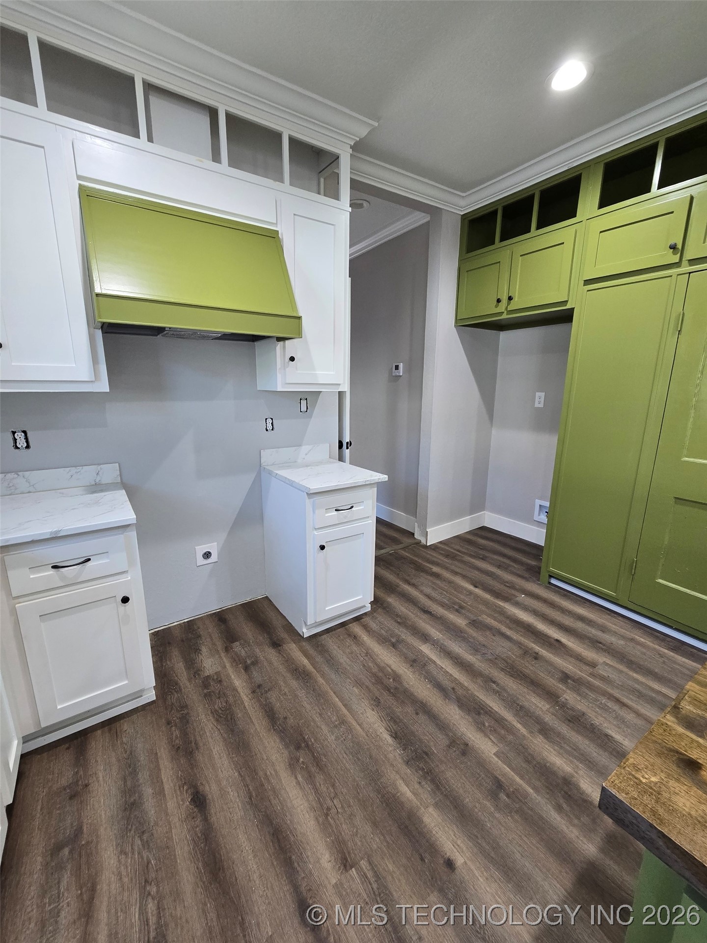 416 S 6th Property Photo 18