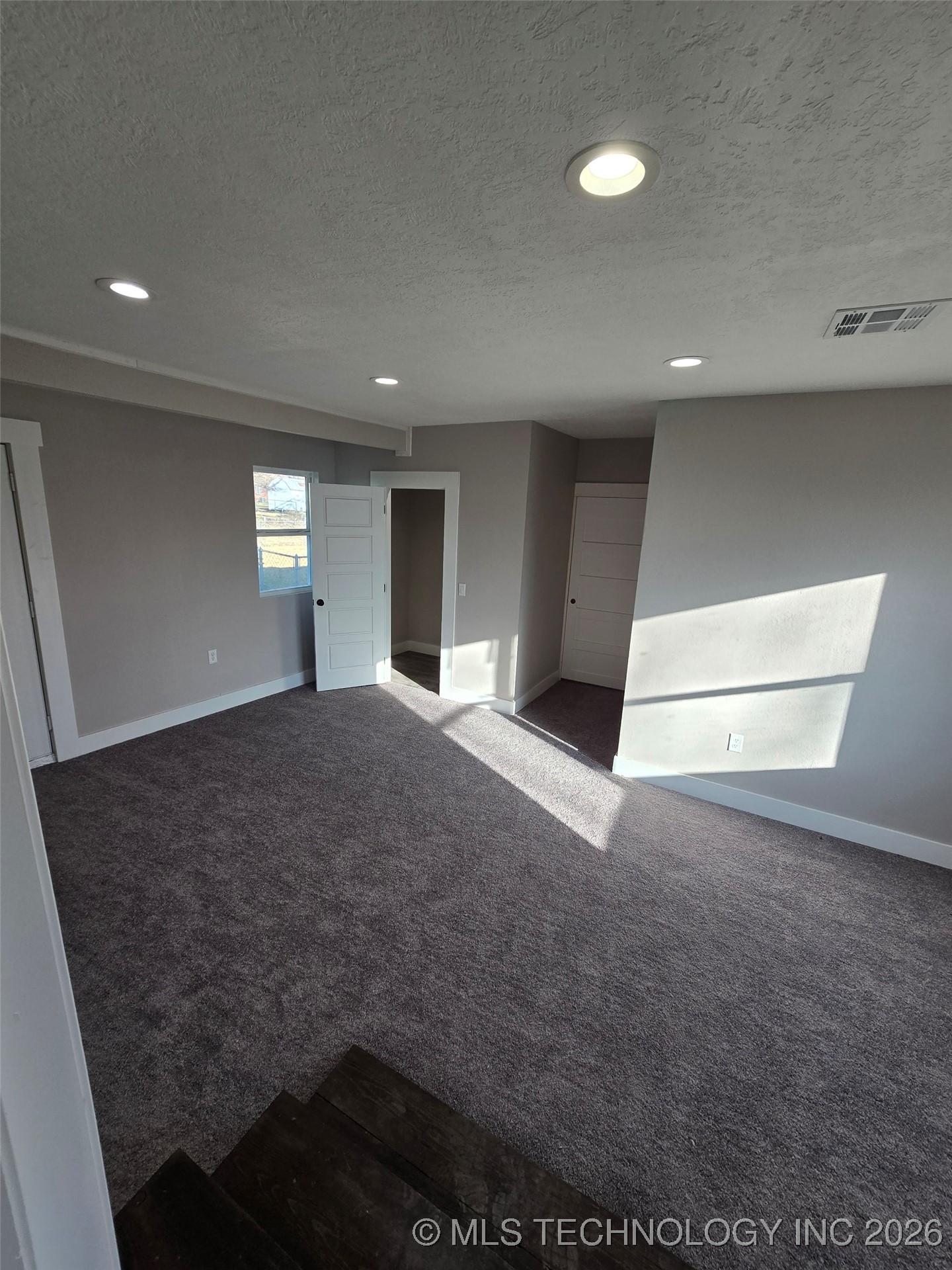 416 S 6th Property Photo 26