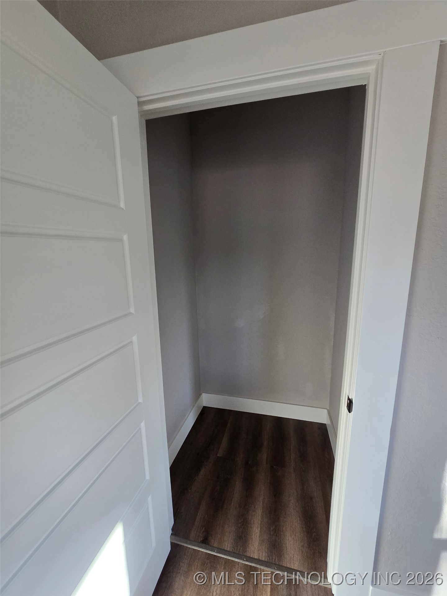 416 S 6th Property Photo 32