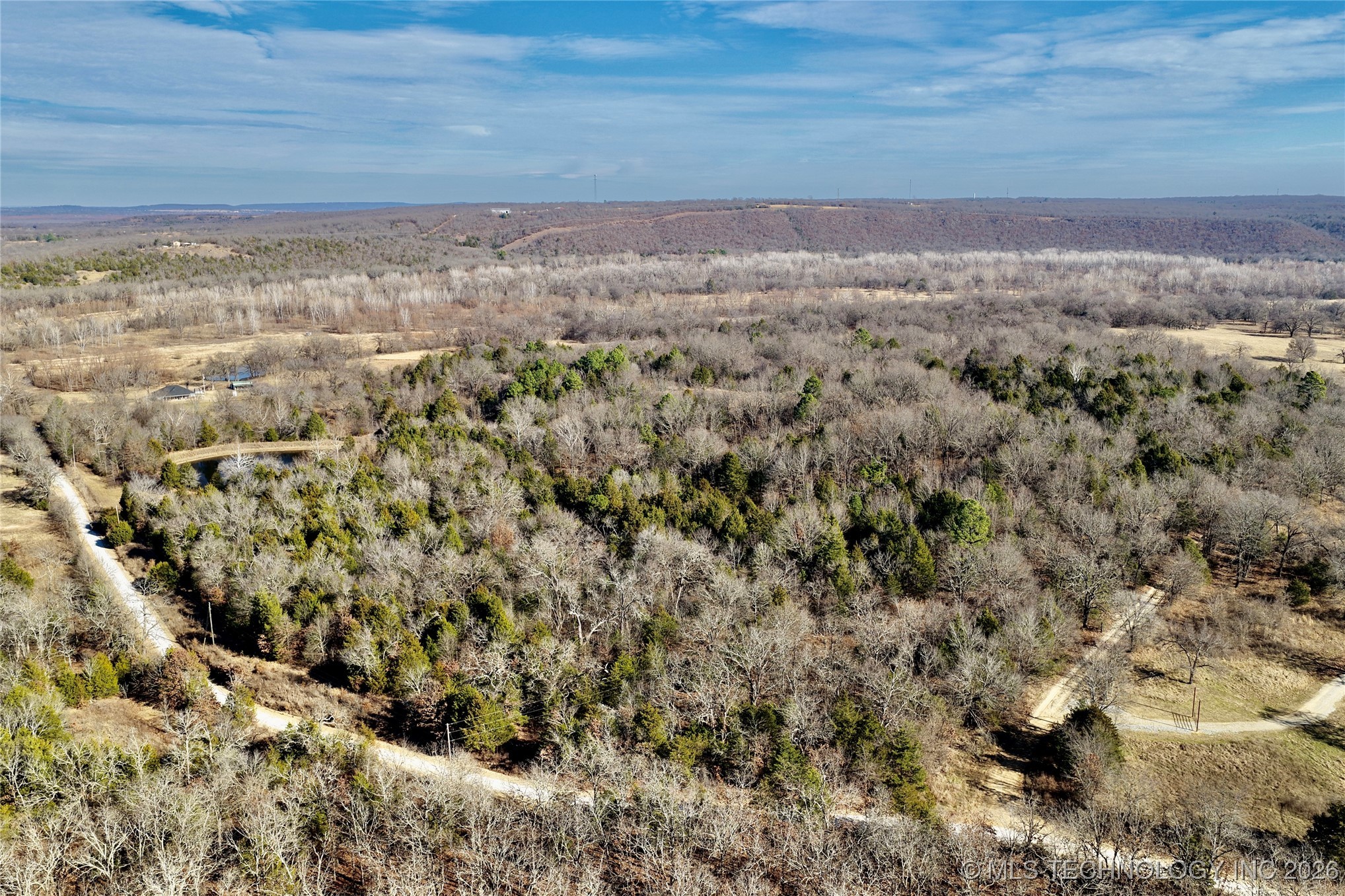 110373 S 4043 Property Photo 13