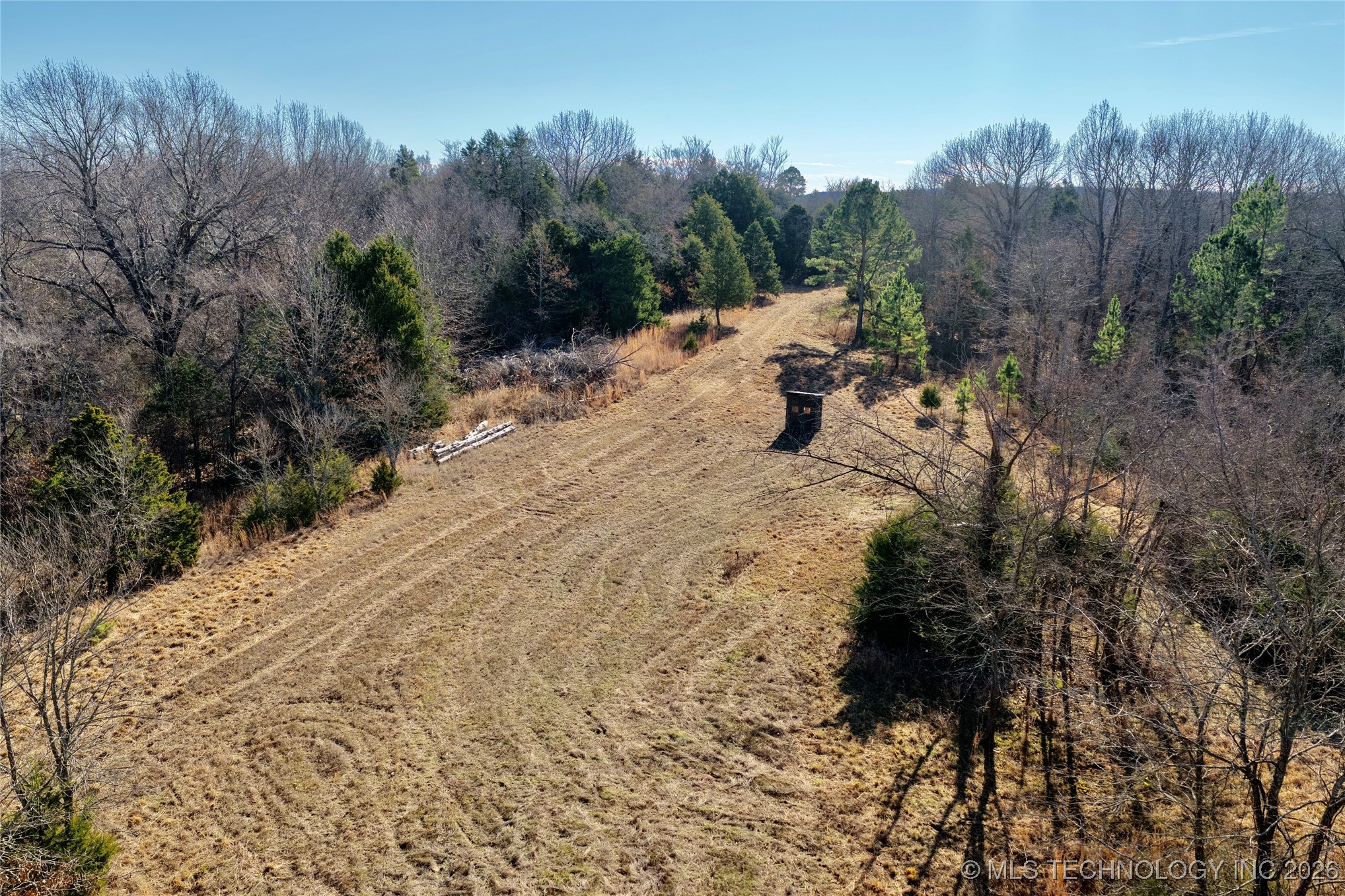 110373 S 4043 Property Photo 16