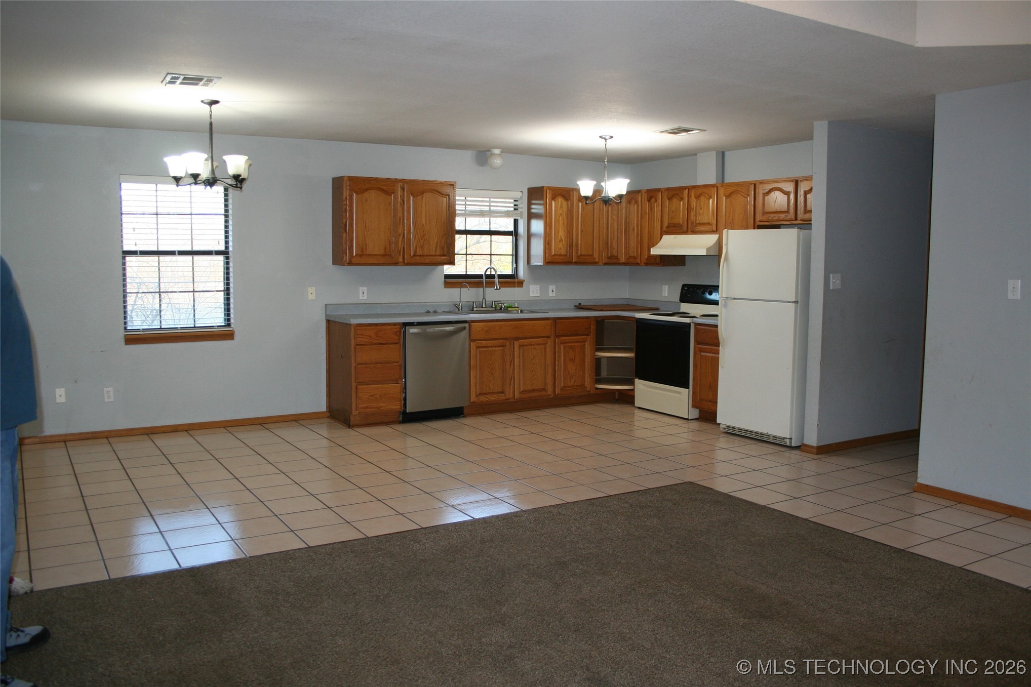 8 Van Horn Property Photo 5