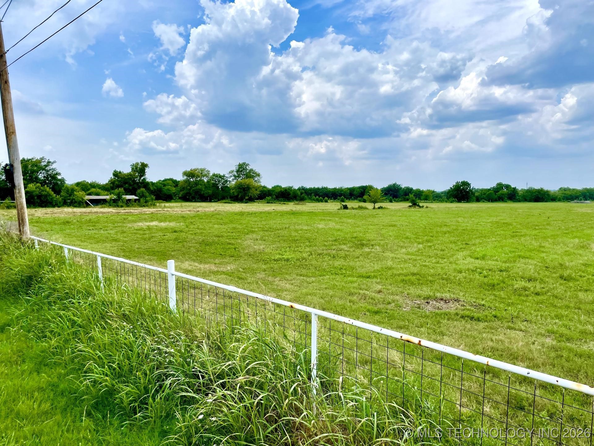 3535 E 161st Street S Property Photo 5