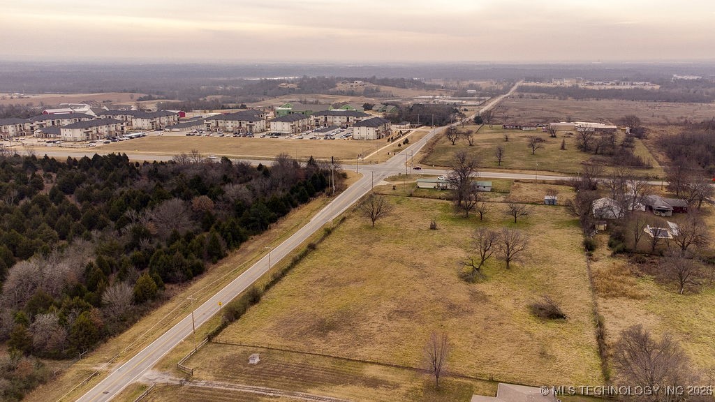 8021 E 86th Street North N Property Photo 7