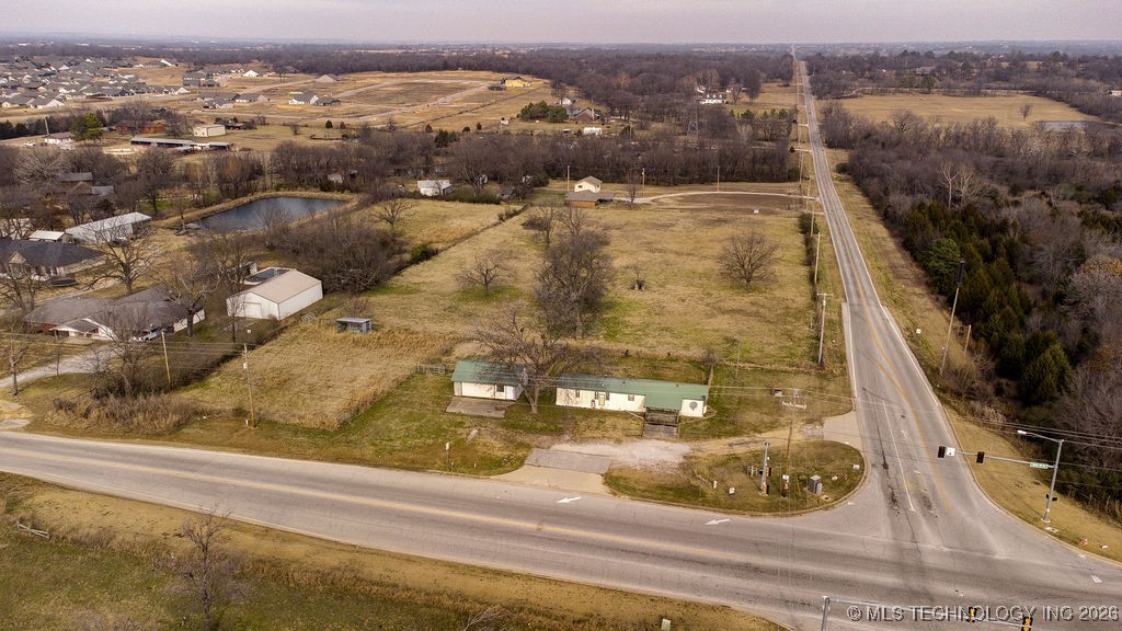 8021 E 86th Street North N Property Photo 14