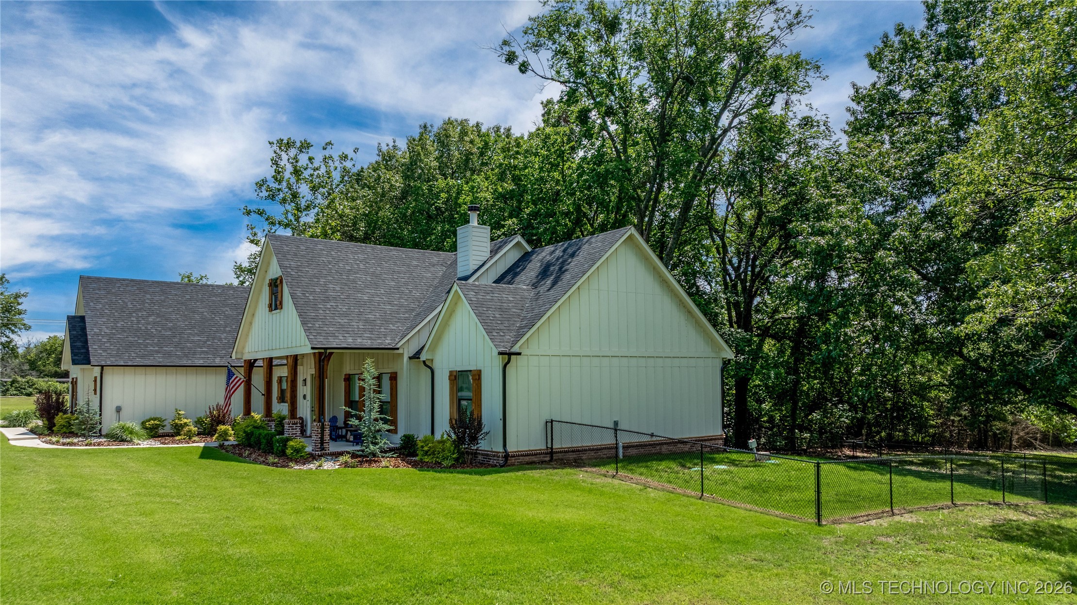 101 Temple Drive Property Photo 5