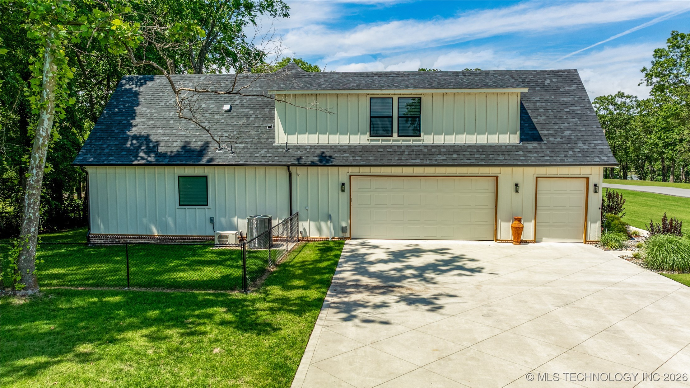 101 Temple Drive Property Photo 6