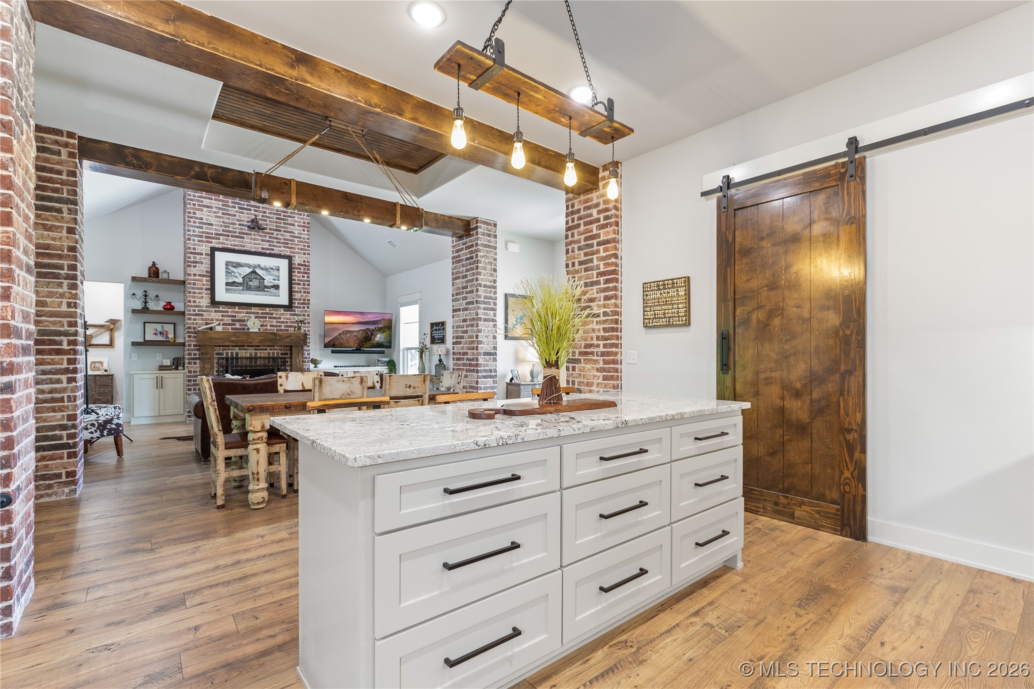 101 Temple Drive Property Photo 18