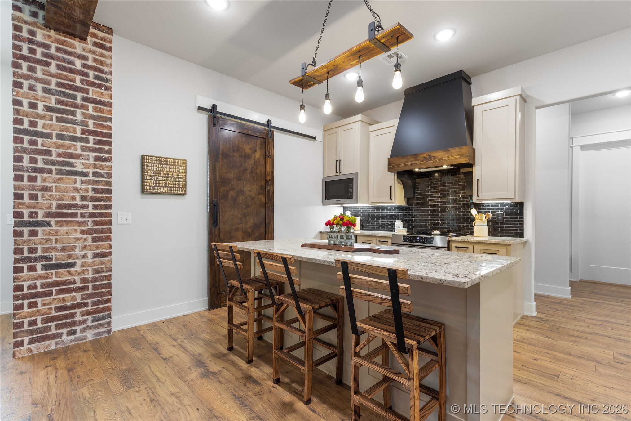 101 Temple Drive Property Photo 21