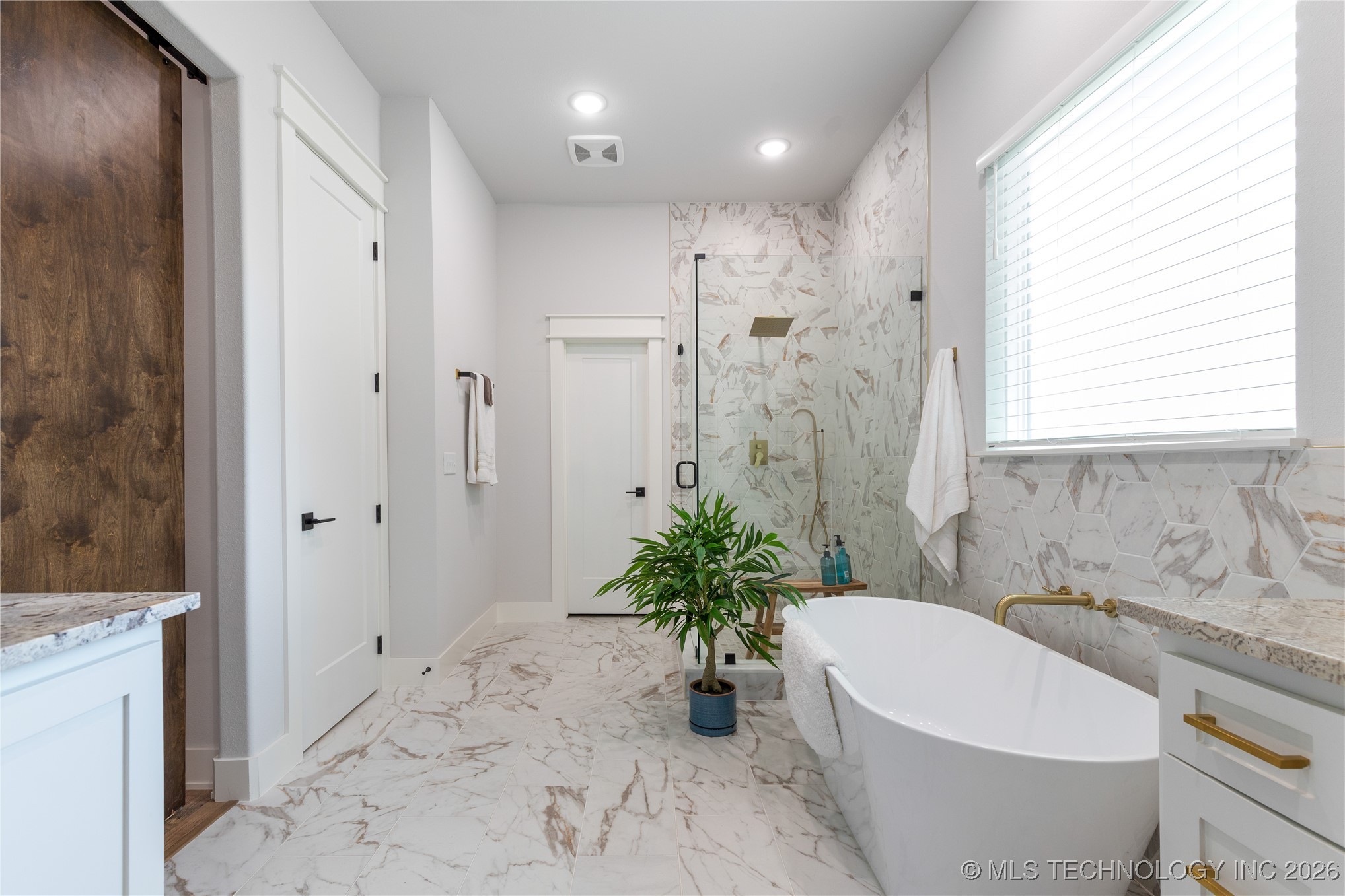 101 Temple Drive Property Photo 28