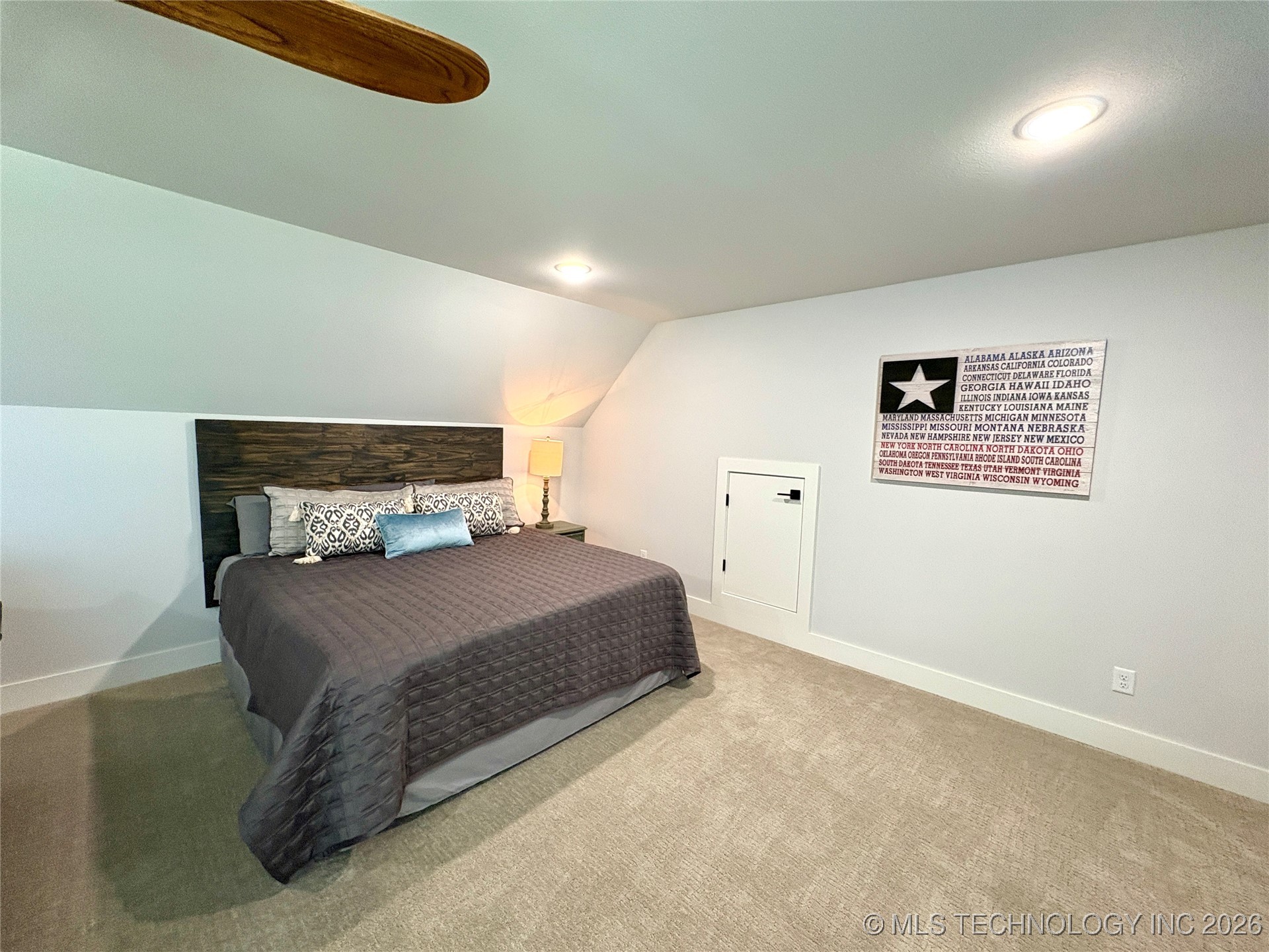 101 Temple Drive Property Photo 37