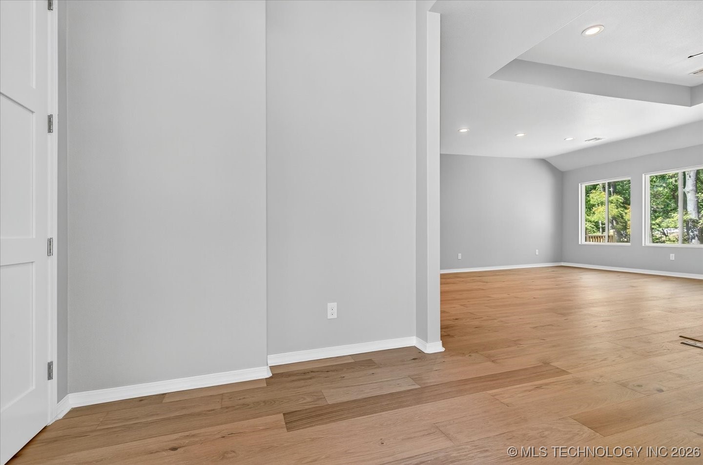 2010 Sheffield Lane Property Photo 4