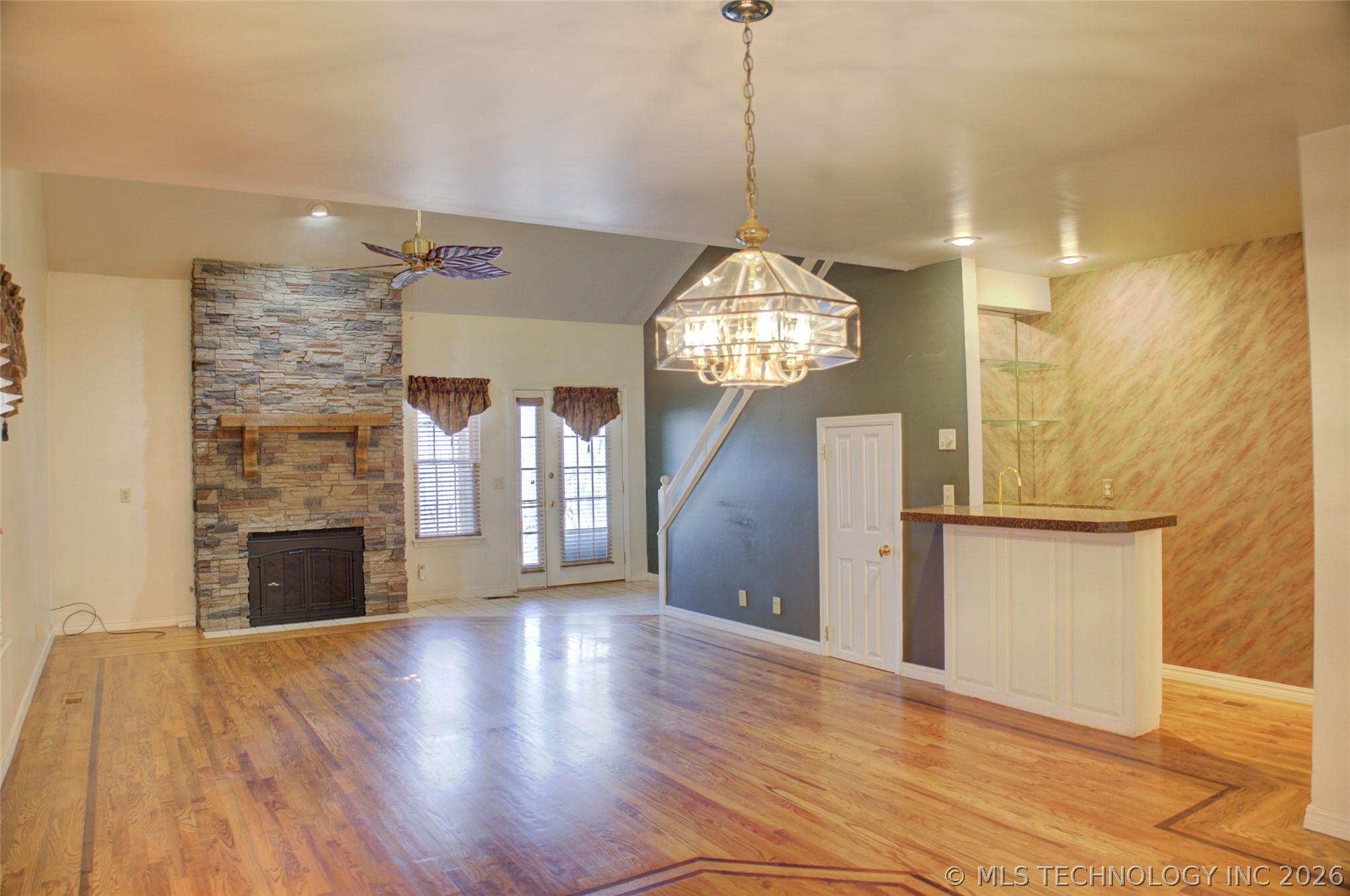 5120 S Columbia Court Property Photo 12