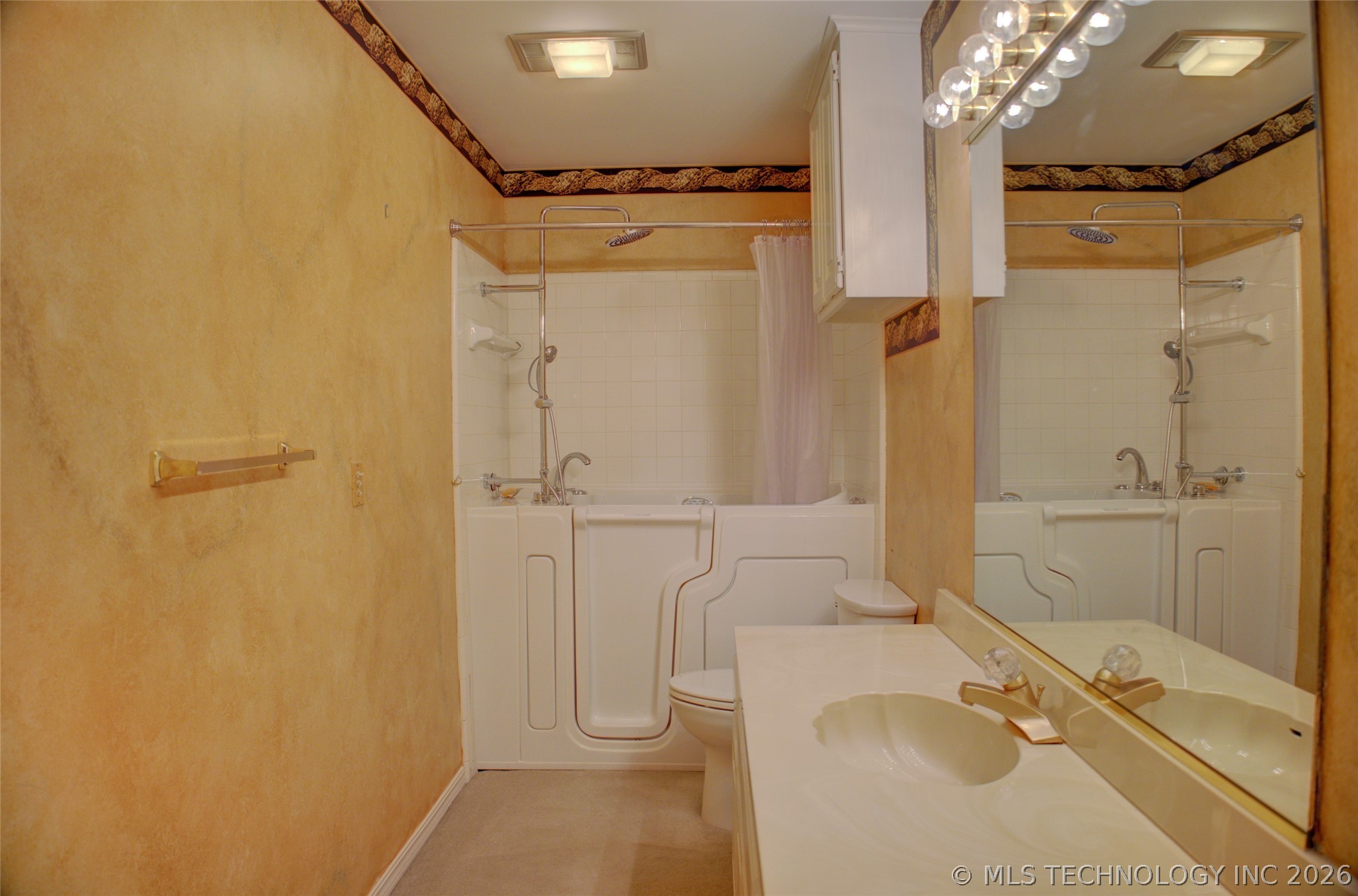 5120 S Columbia Court Property Photo 27
