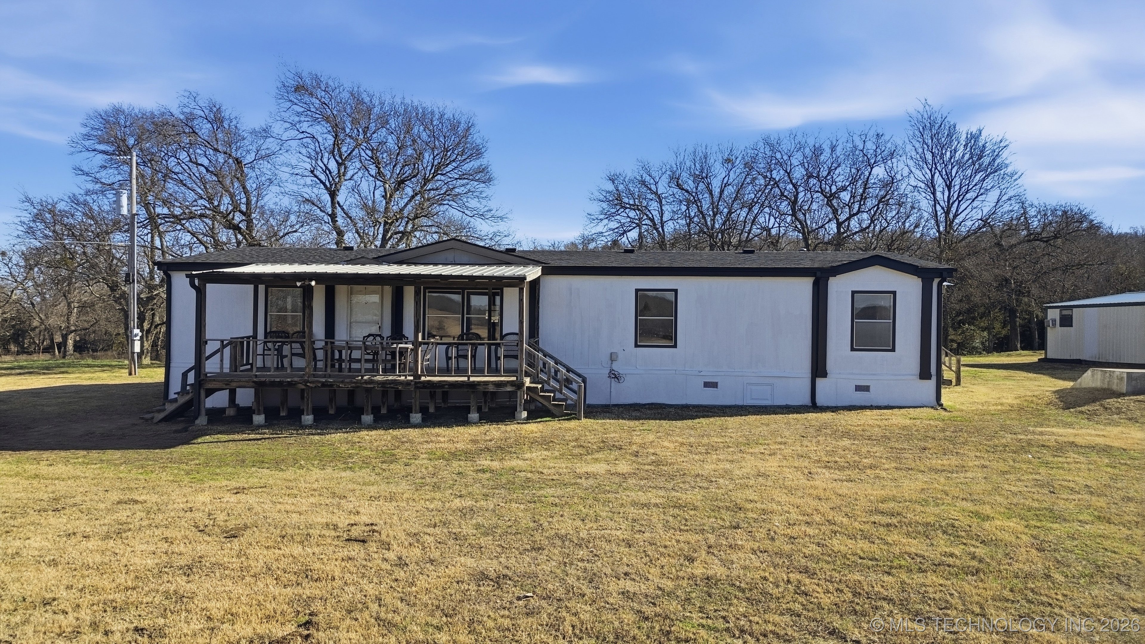 21599 Slick Road Property Photo 3