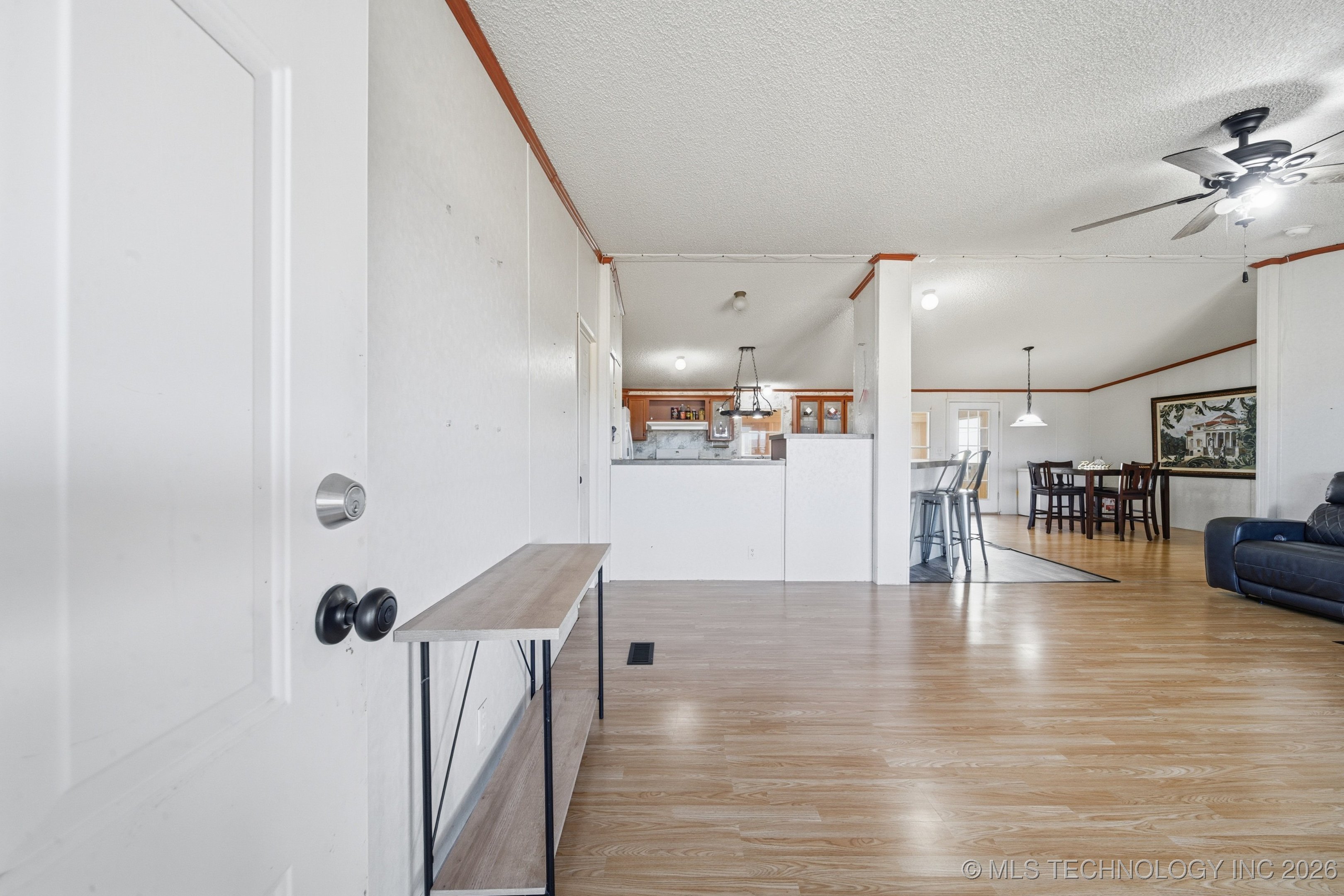 21599 Slick Road Property Photo 8