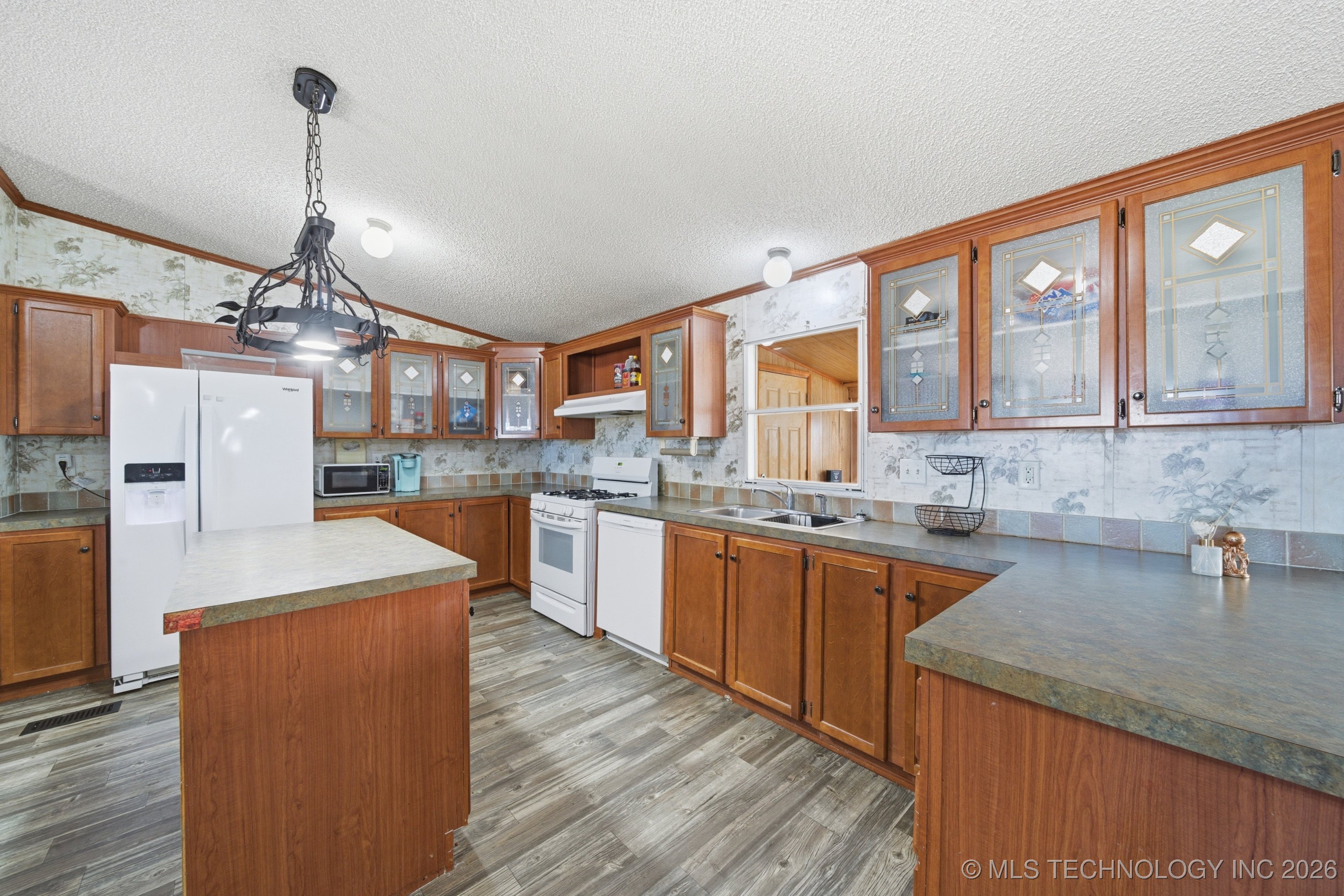 21599 Slick Road Property Photo 16