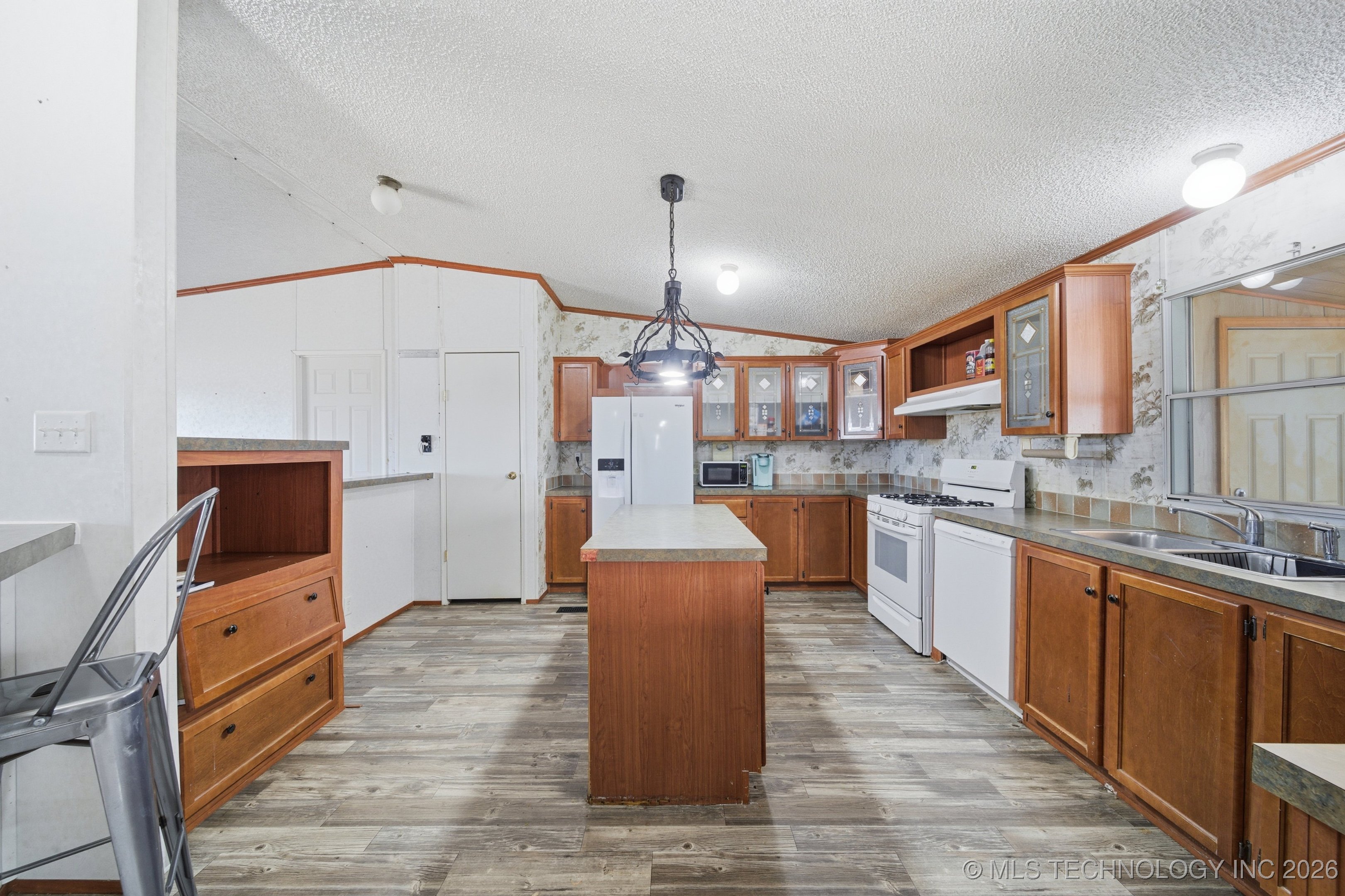 21599 Slick Road Property Photo 17