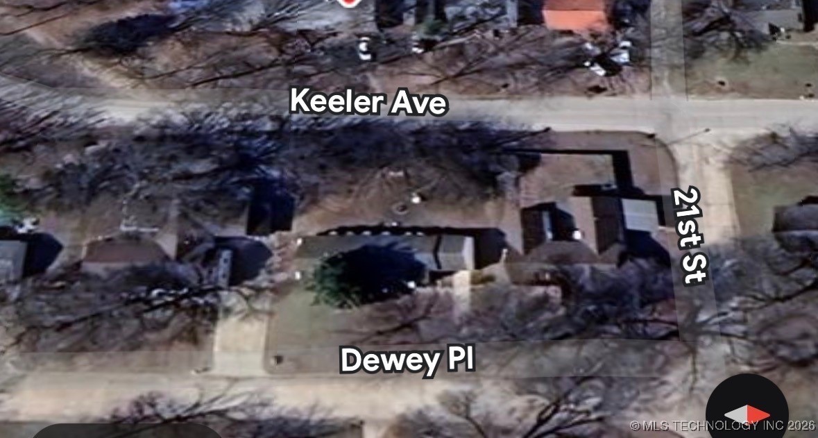 2105 S Johnstone Avenue Property Photo 4