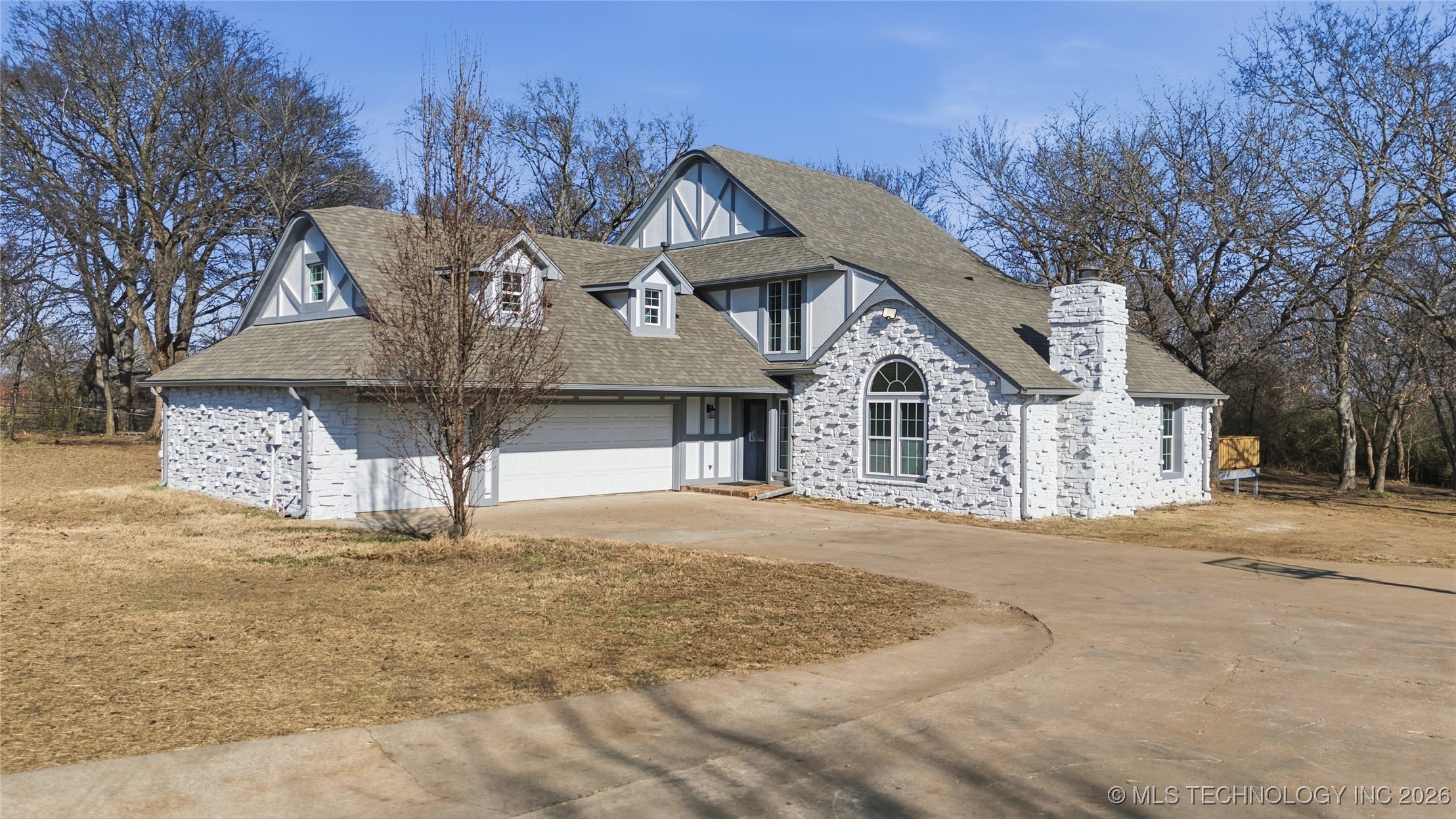 2850 Park Street Property Photo 1