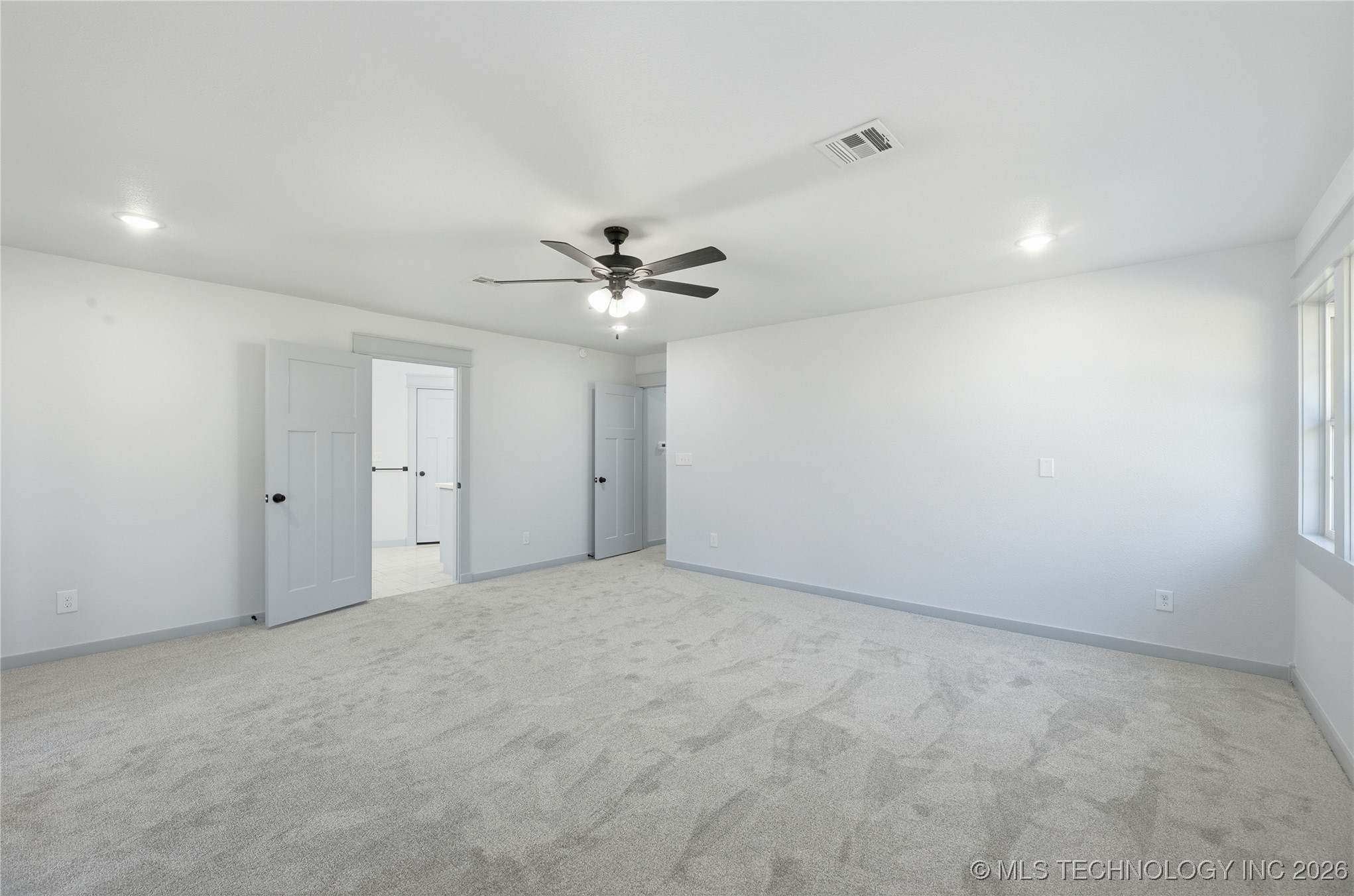 2850 Park Street Property Photo 26