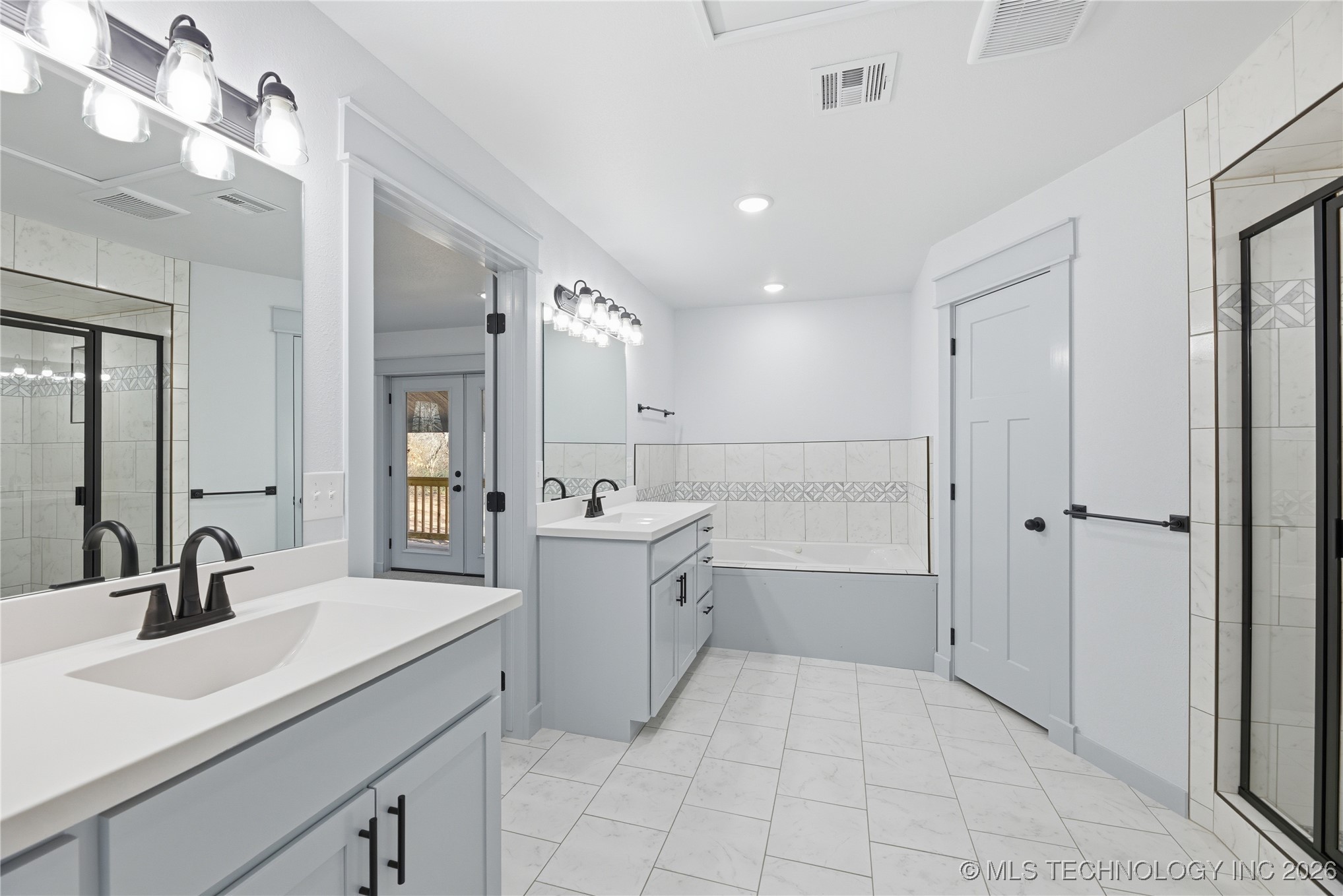 2850 Park Street Property Photo 28