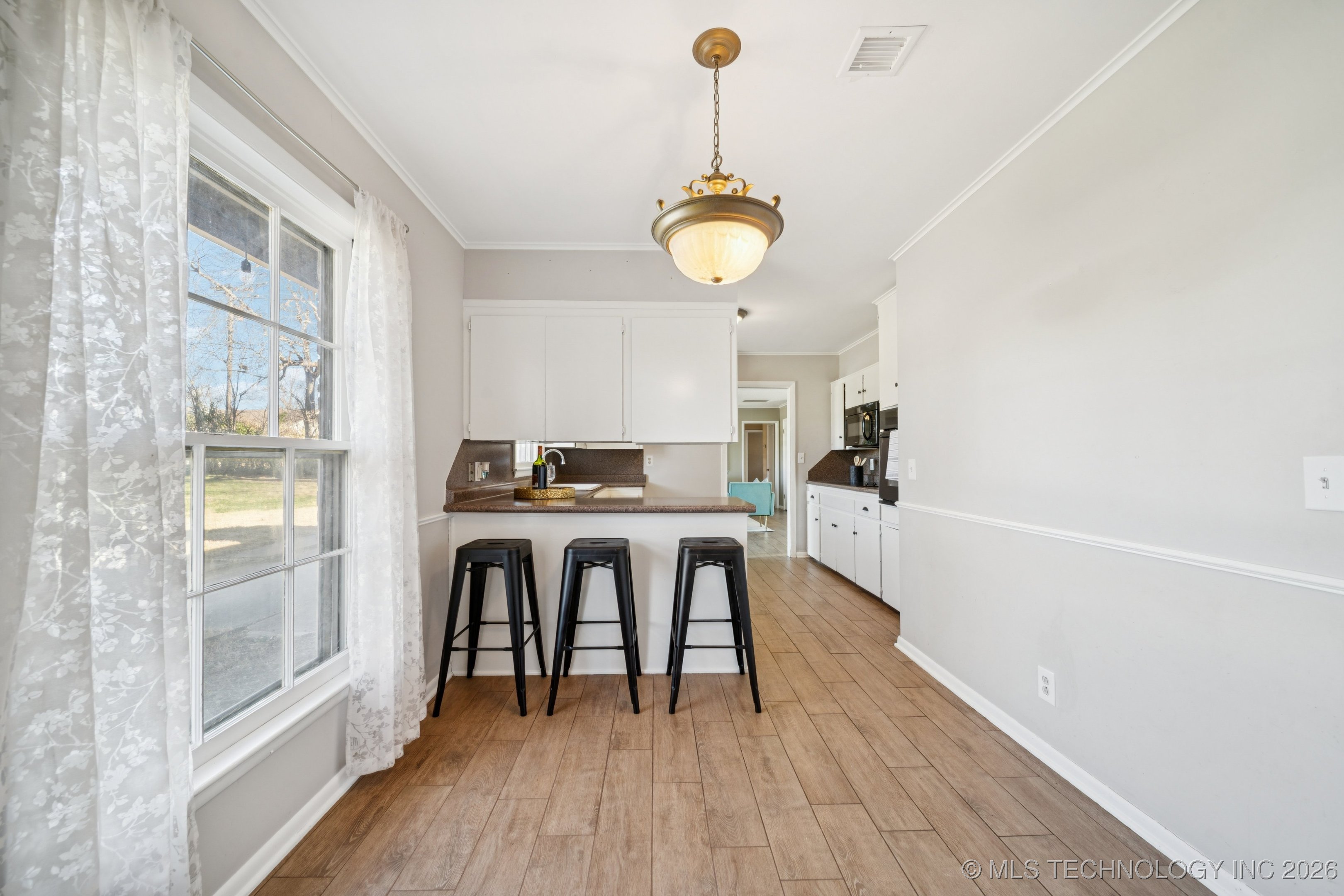 3821 E 56th Street Property Photo 15