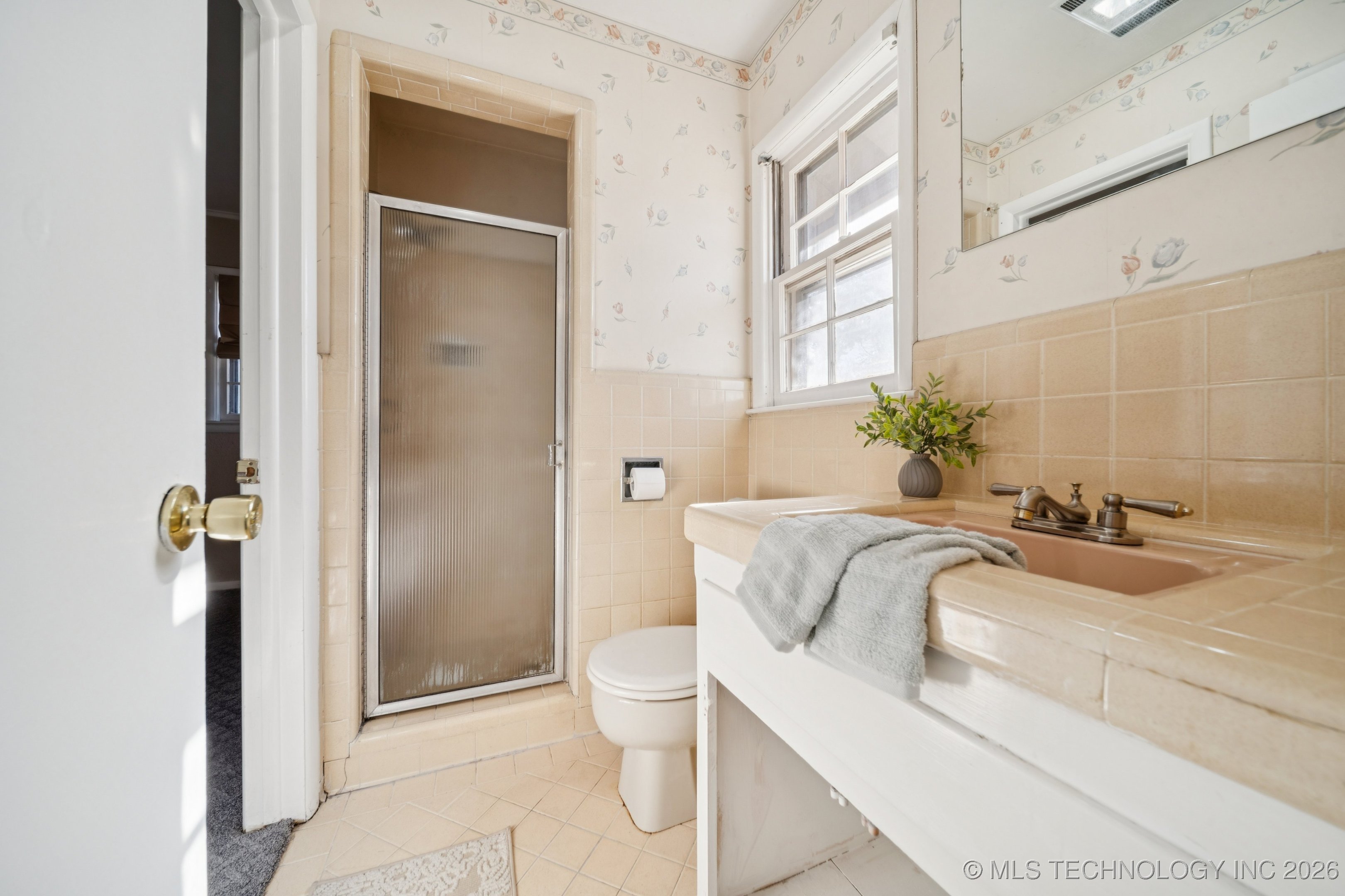 3821 E 56th Street Property Photo 19