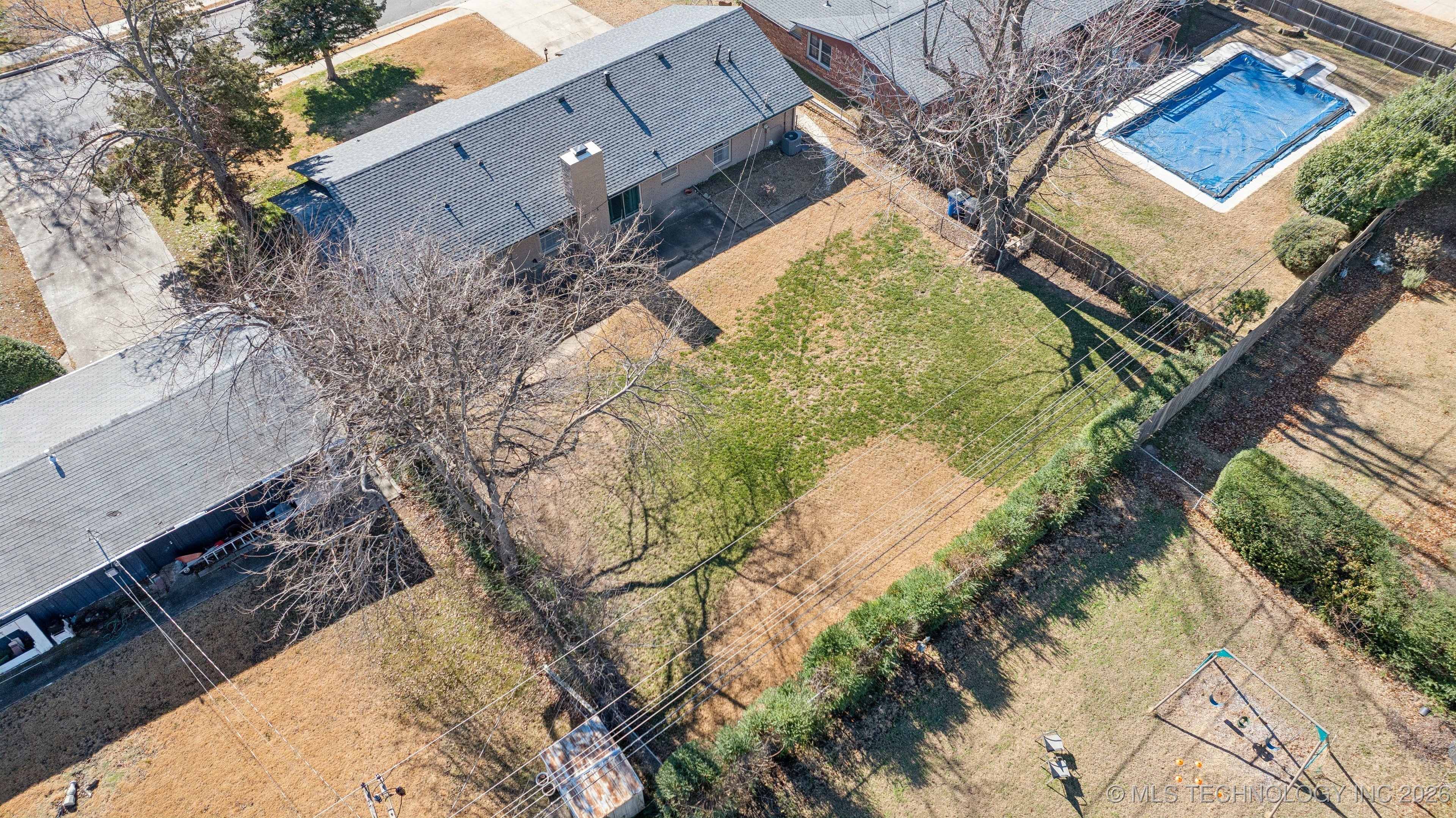 3821 E 56th Street Property Photo 24