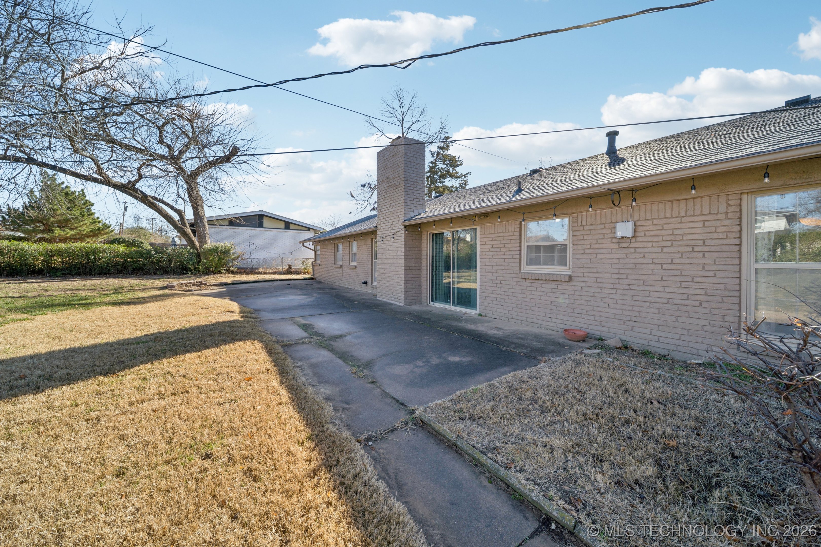 3821 E 56th Street Property Photo 26