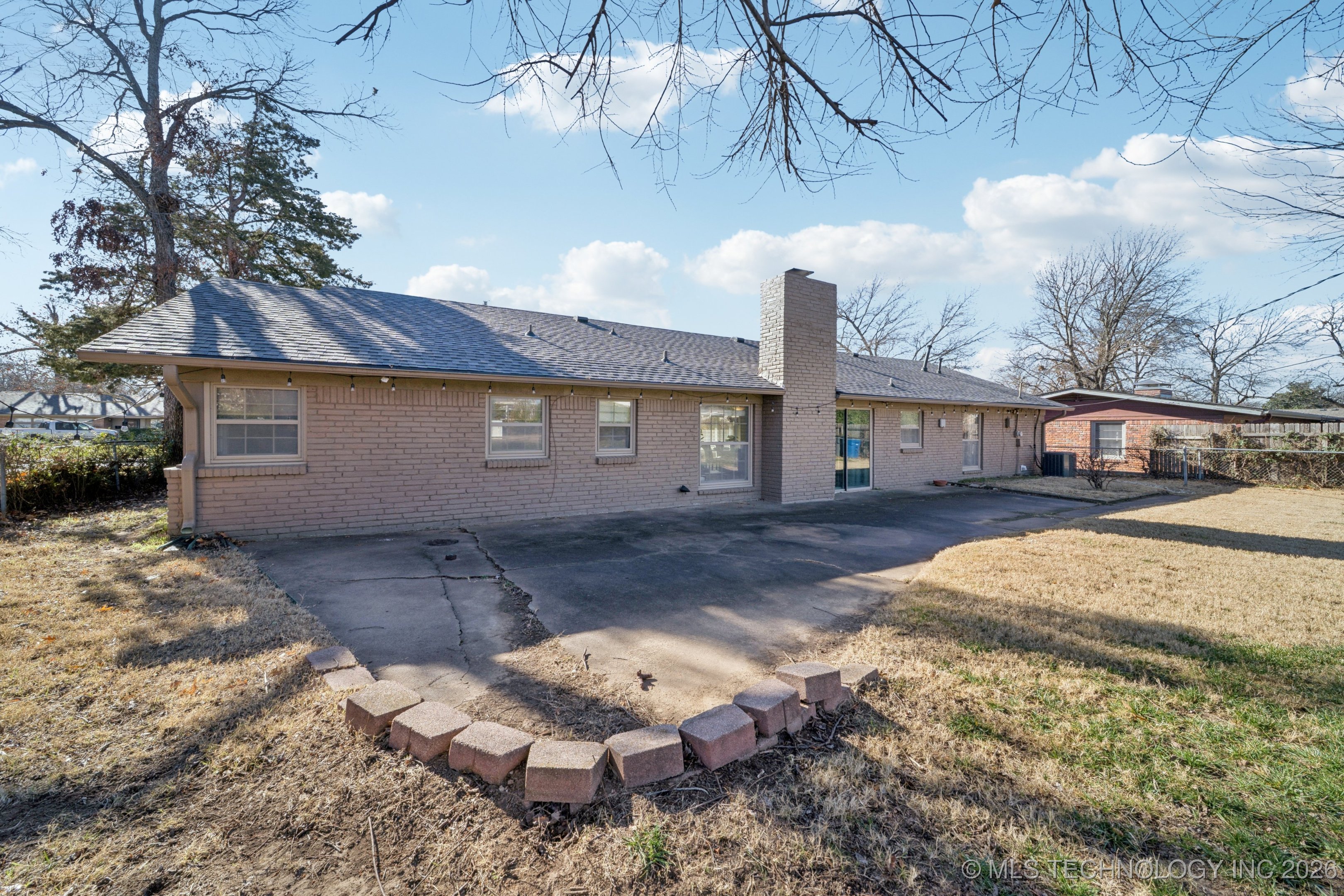 3821 E 56th Street Property Photo 40