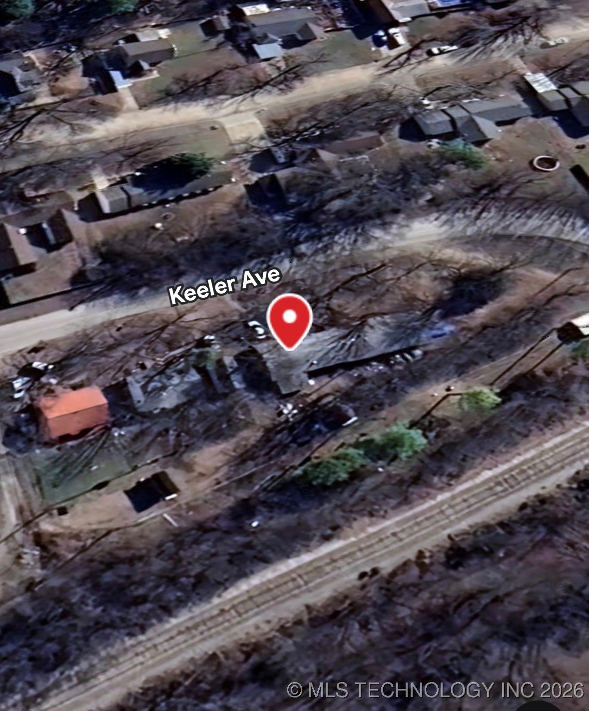 2101 S Johnstone Property Photo 4